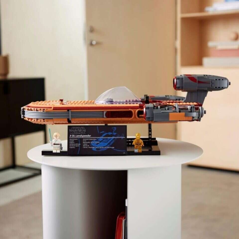 Nowy zestaw LEGO dla fanów Star Wars, wyjątkowy Landspeeder Skywalkera