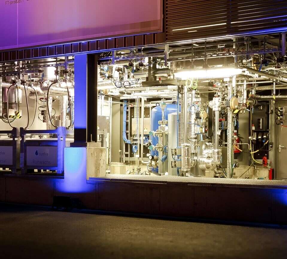 Zaproponowano nowy sposób magazynowania nadwyżek energii, odwracalne ogniwa paliwowe