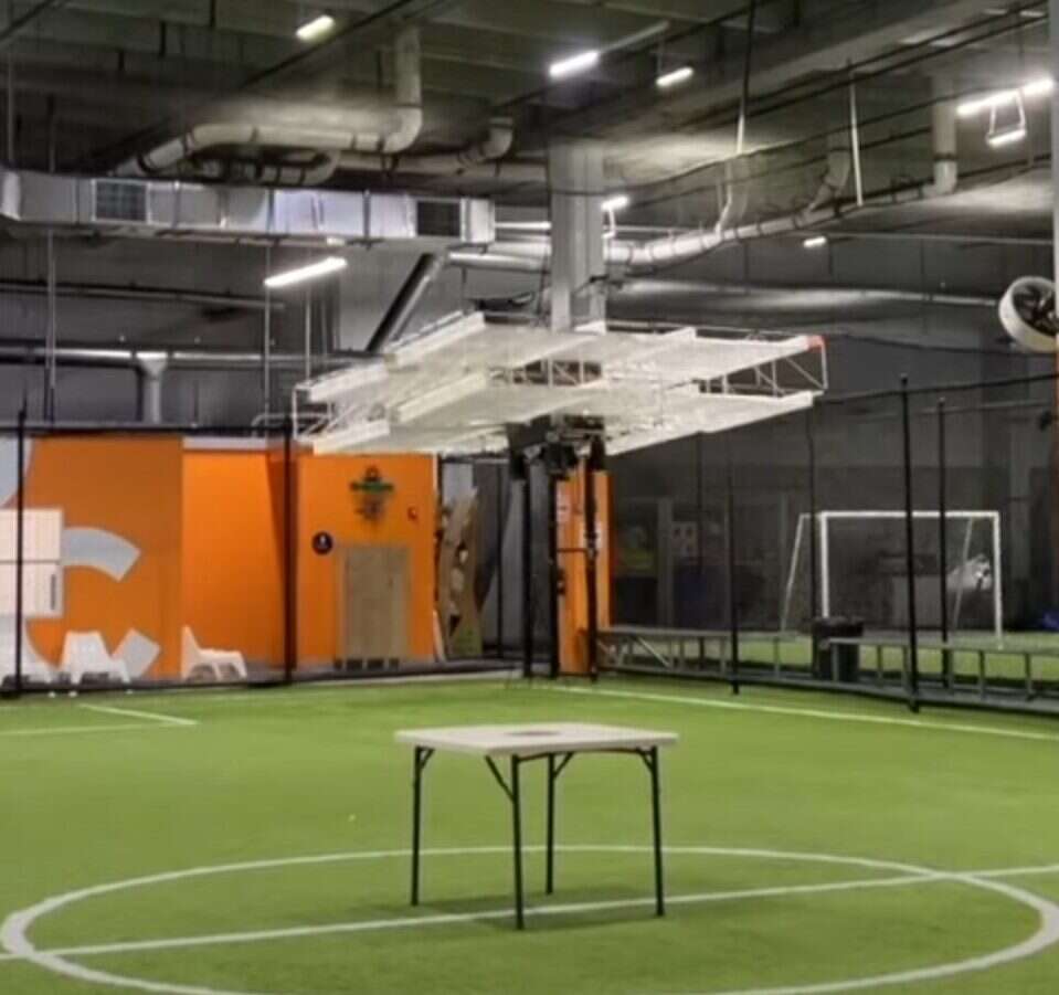 innowacyjny bezemisyjny dron, dron z napędem jonowym, Silent Ventus