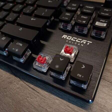 Test klawiatury mechanicznej Roccat Vulcan TKL, przełączniki Titan Linear, Roccat Vulcan TKL, Vulcan TKL, Roccat Vulcan