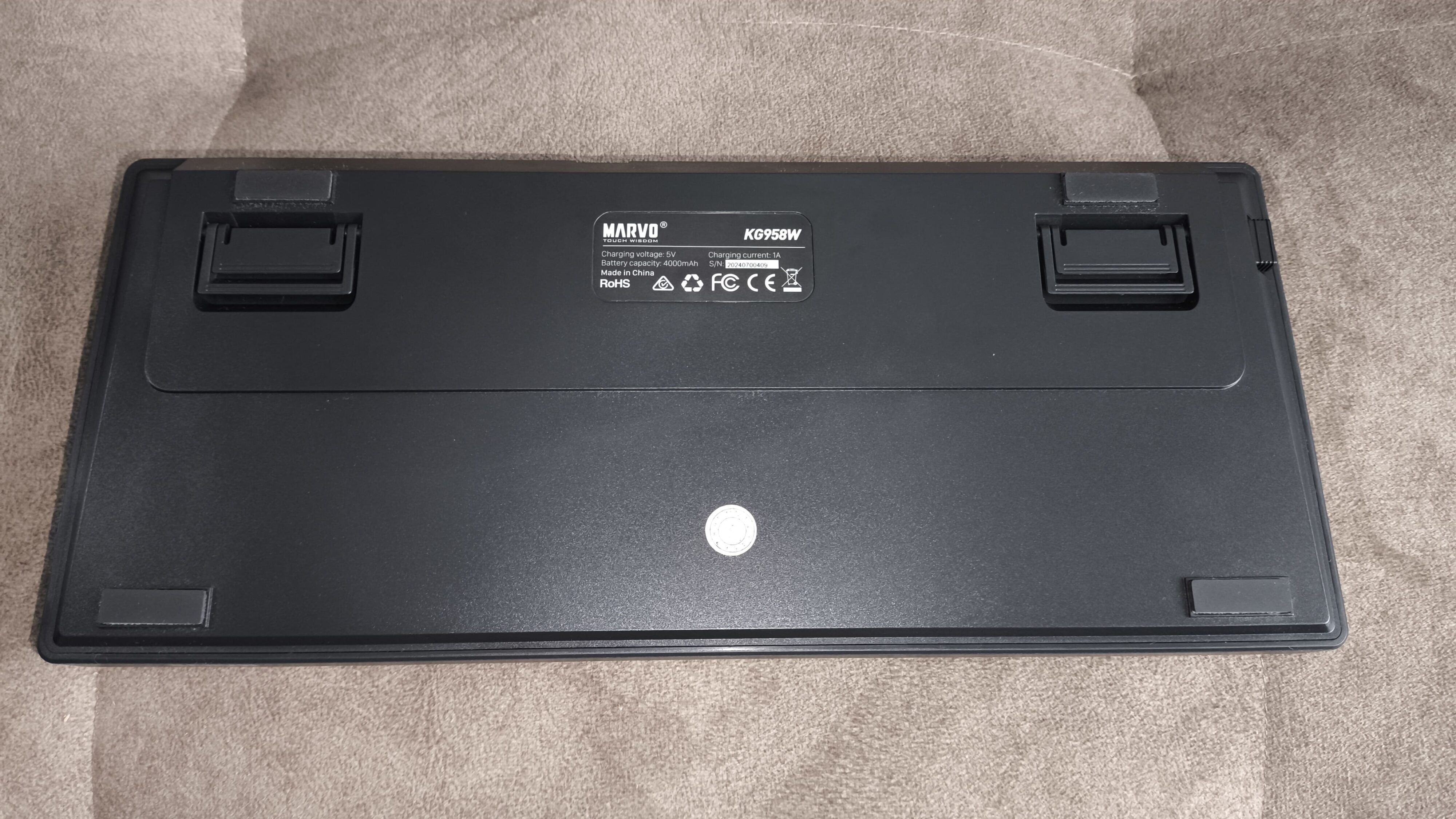 Marvo KG598W Meqa 80W - test klawiatury. Kolorowo, dobrze i tanio