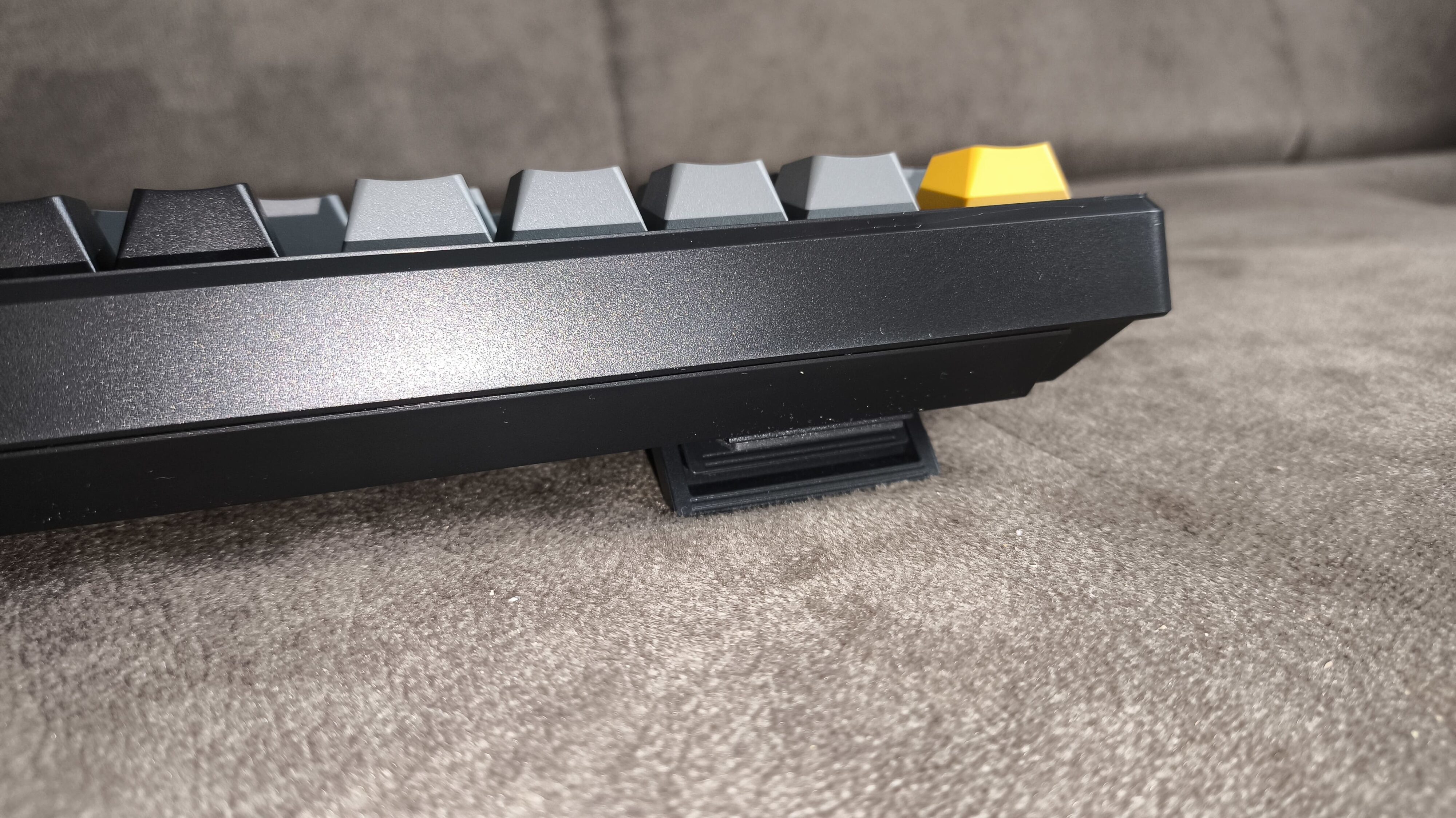 Marvo KG598W Meqa 80W - test klawiatury. Kolorowo, dobrze i tanio