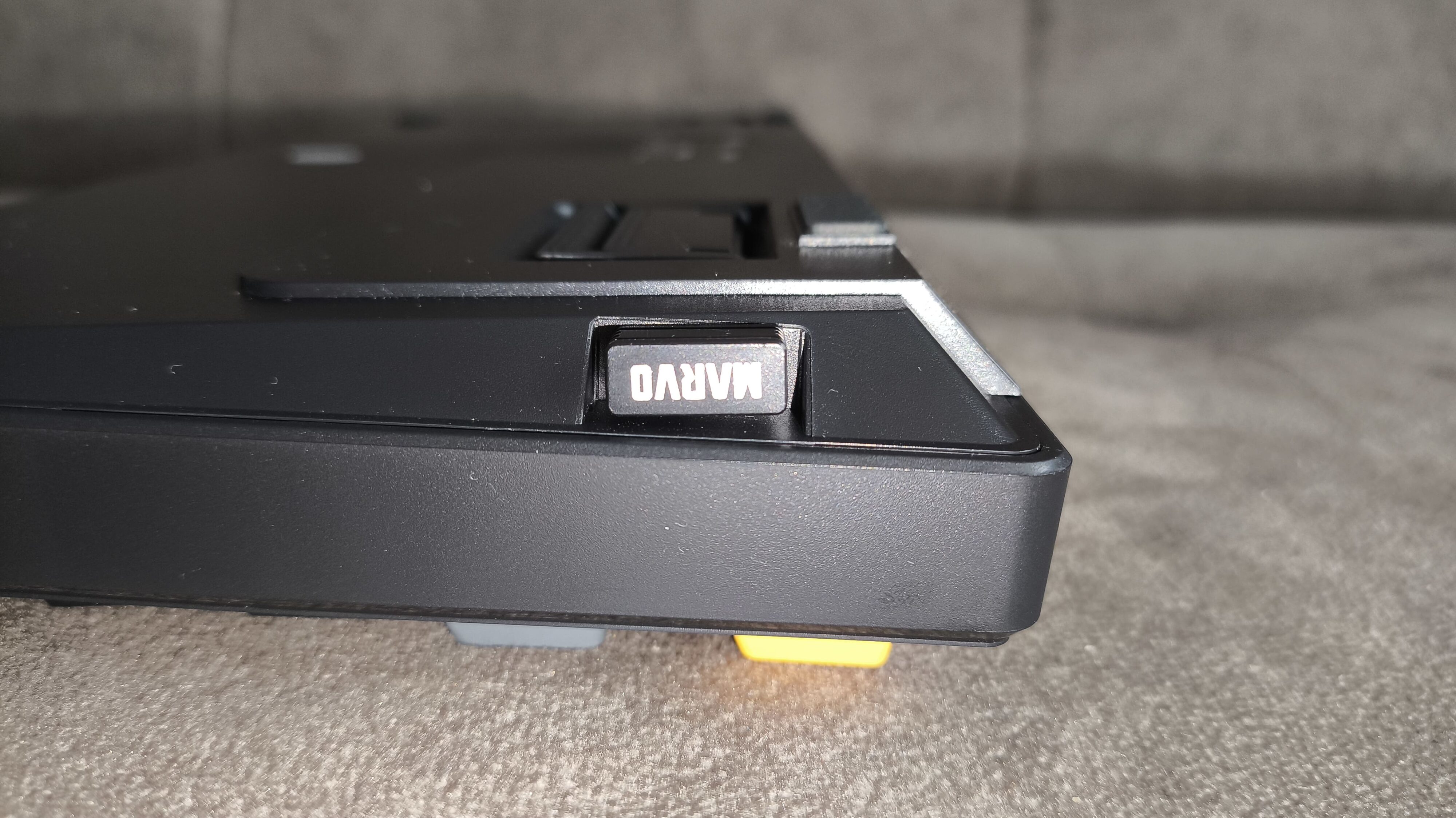 Marvo KG598W Meqa 80W - test klawiatury. Kolorowo, dobrze i tanio