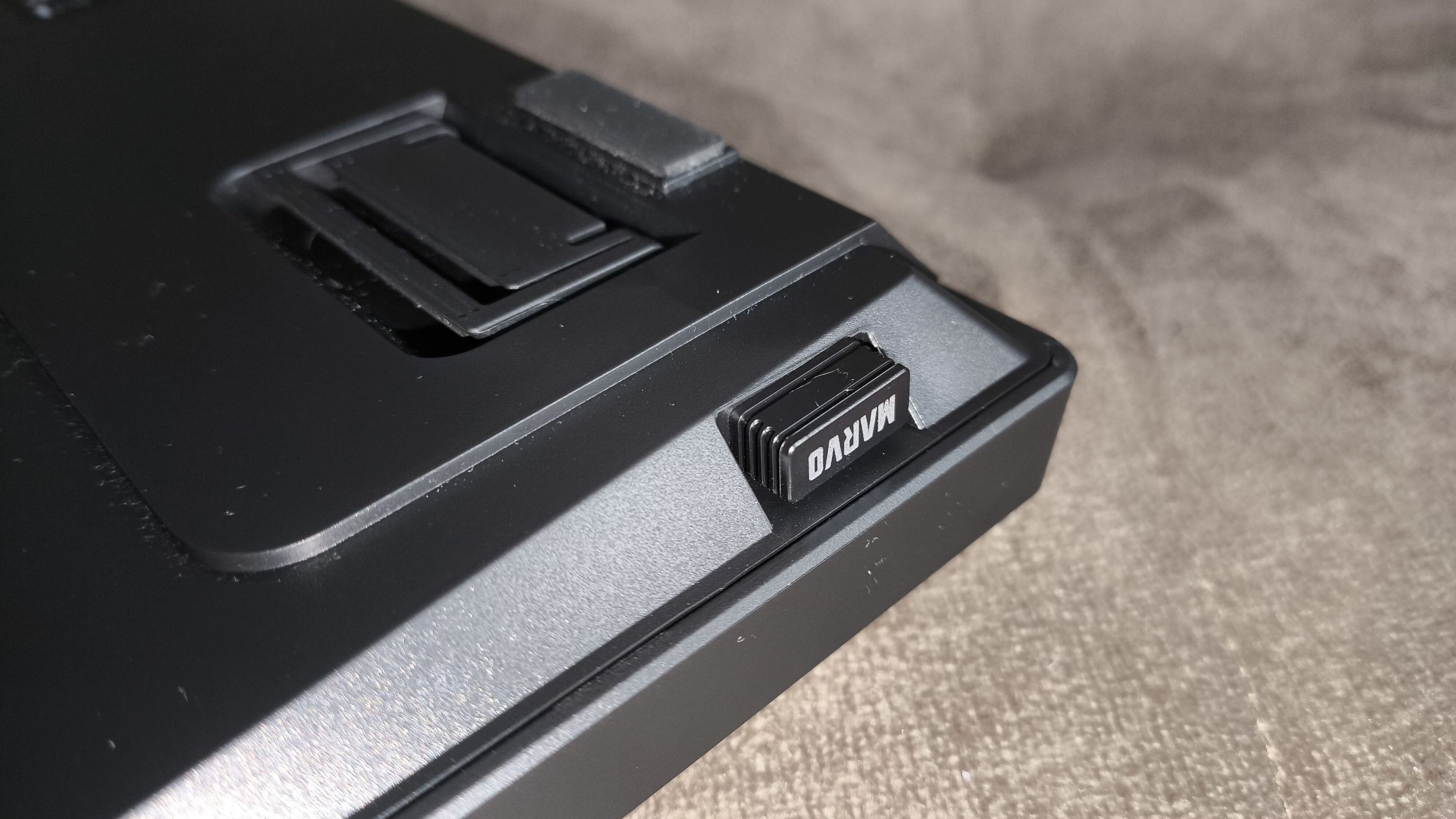 Marvo KG598W Meqa 80W - test klawiatury. Kolorowo, dobrze i tanio