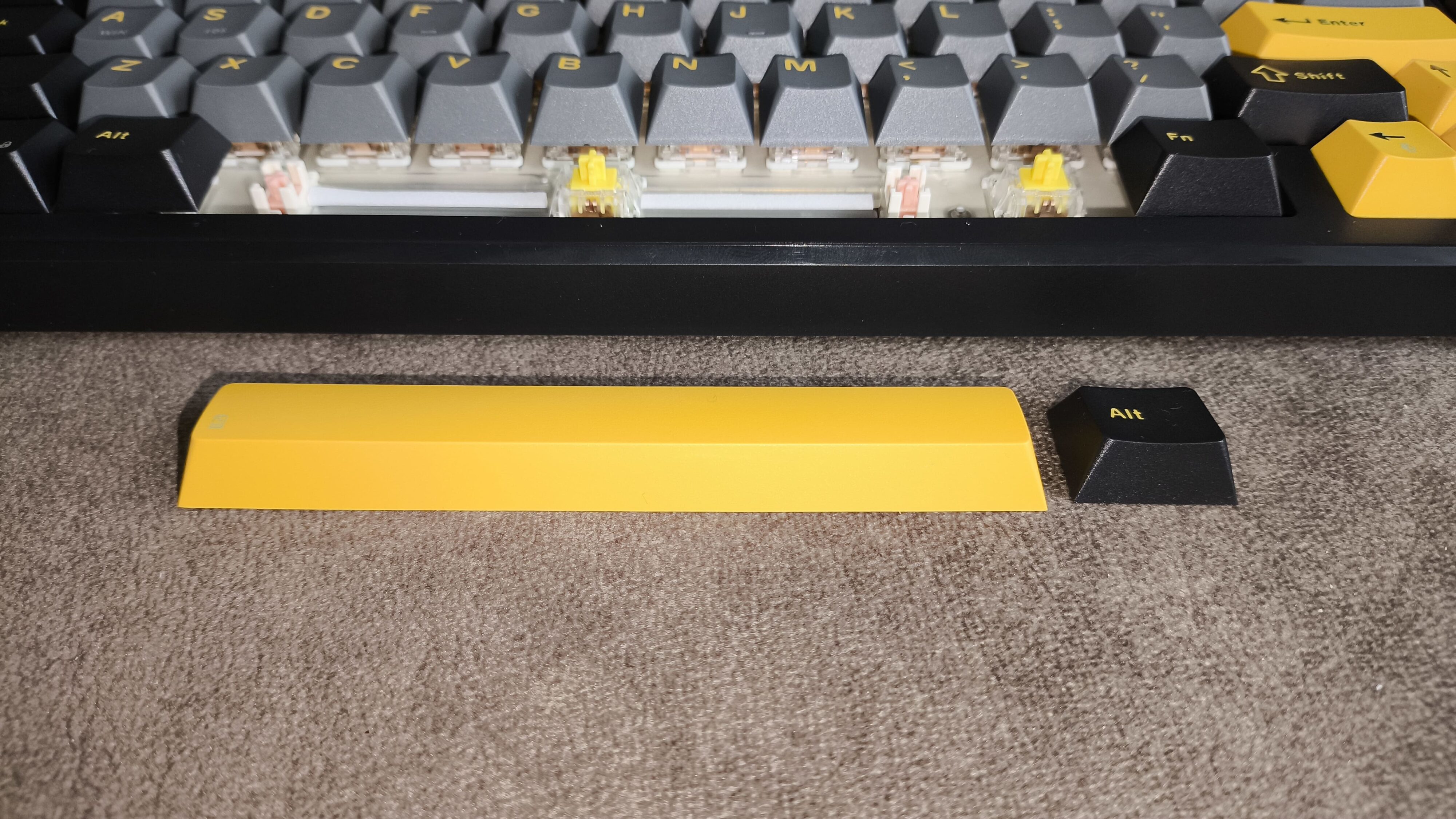 Marvo KG598W Meqa 80W - test klawiatury. Kolorowo, dobrze i tanio