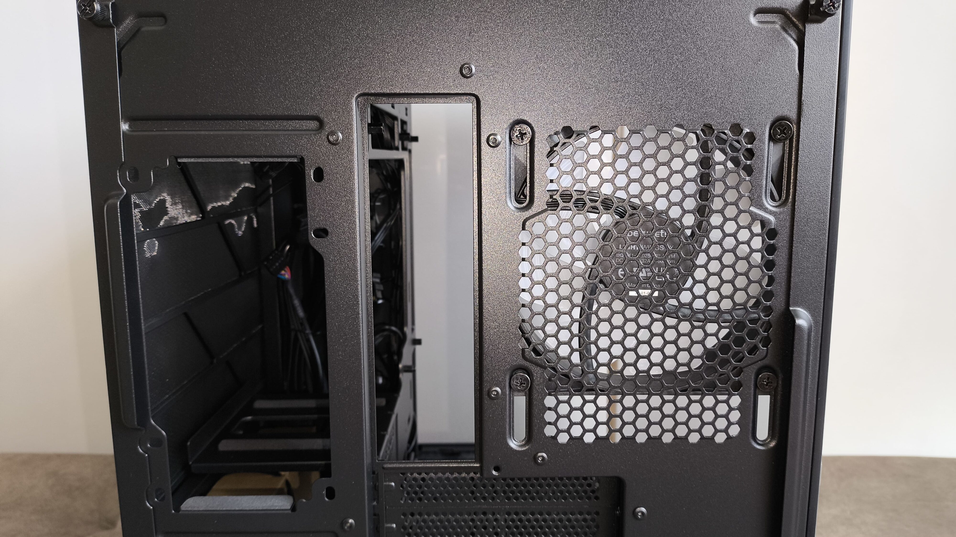 be quiet! Light Base 600 LX - test obudowy. Postaw ją sobie jak Ci się spodoba