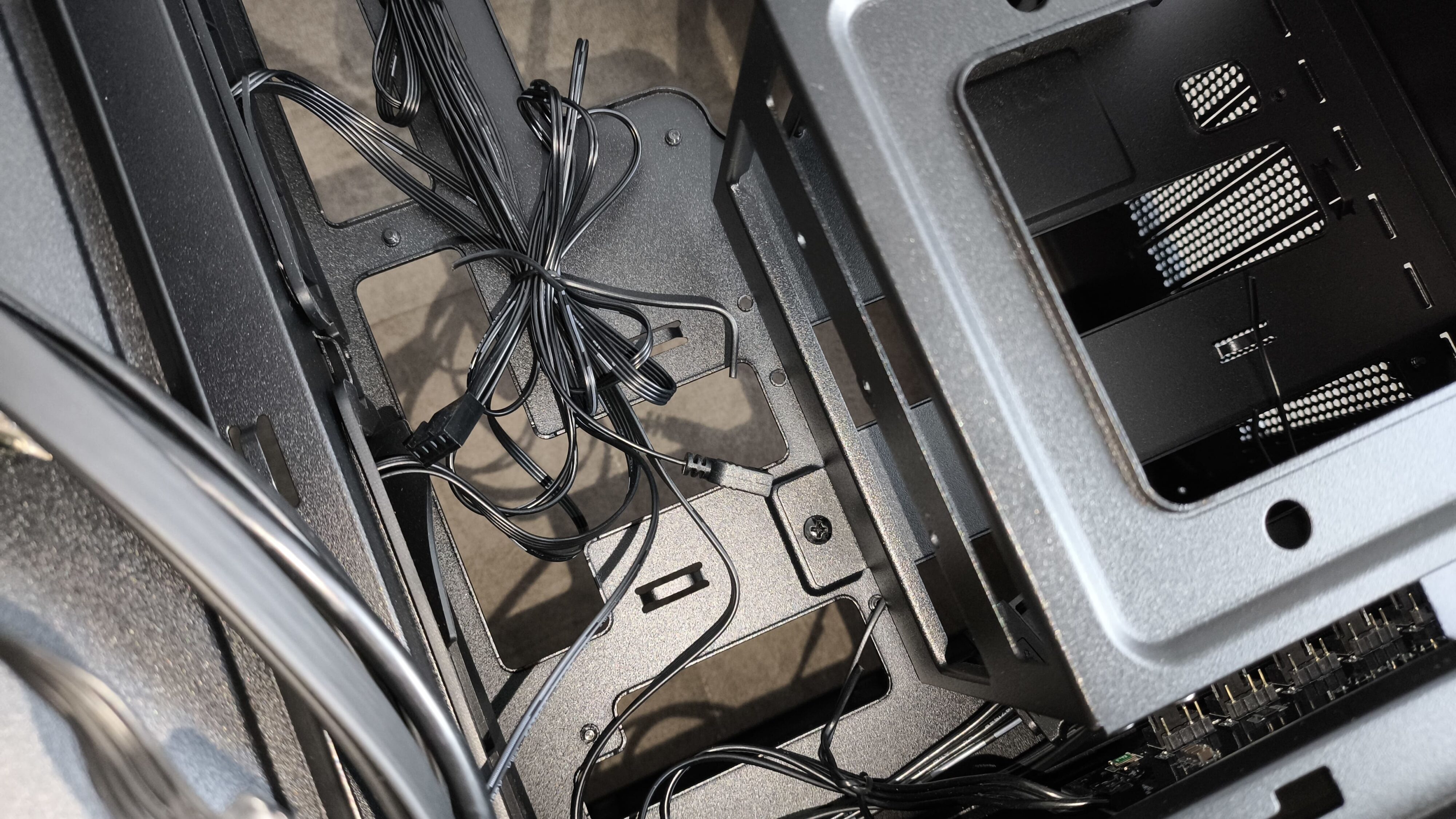 be quiet! Light Base 600 LX - test obudowy. Postaw ją sobie jak Ci się spodoba