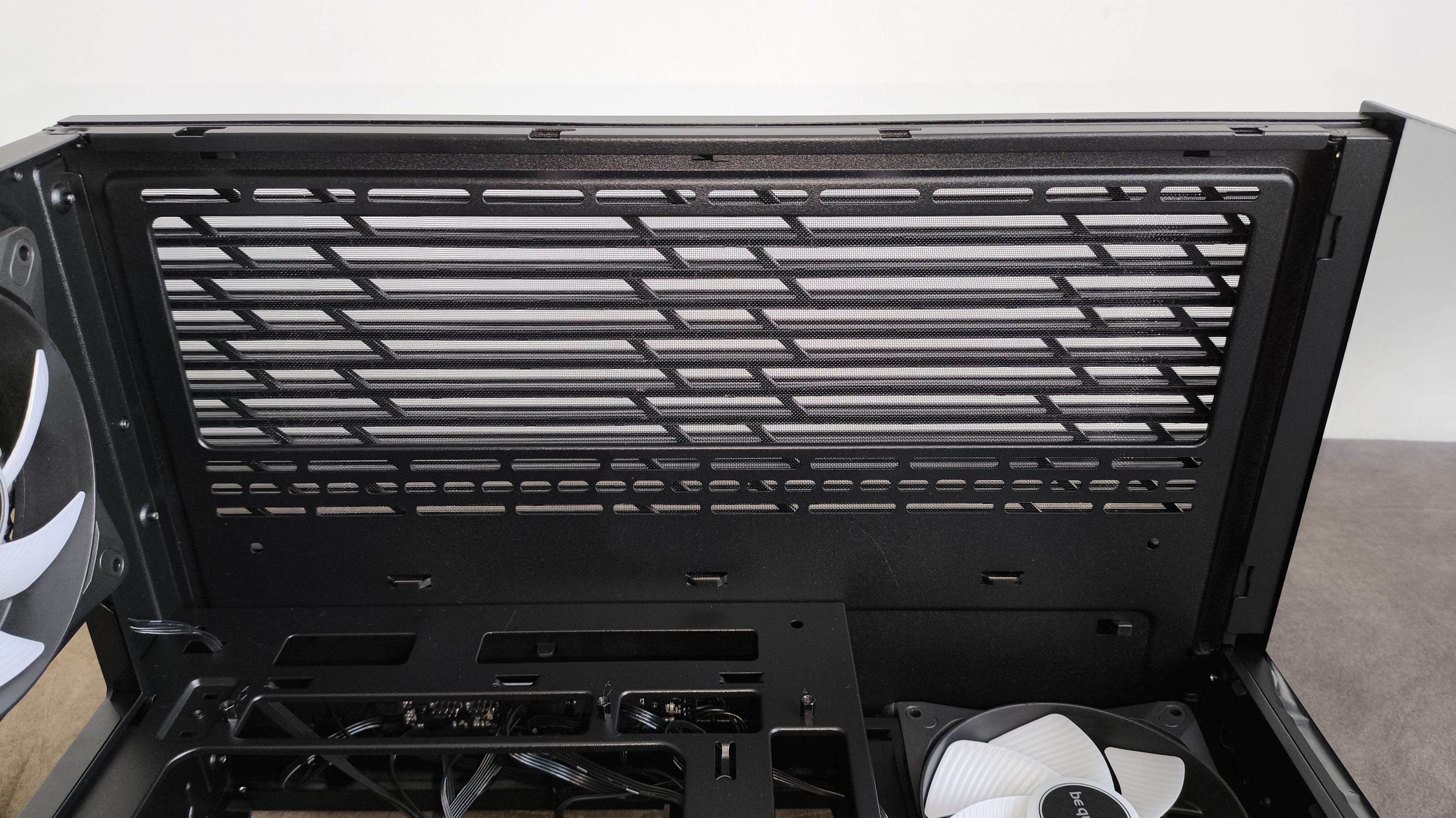 be quiet! Light Base 600 LX - test obudowy. Postaw ją sobie jak Ci się spodoba