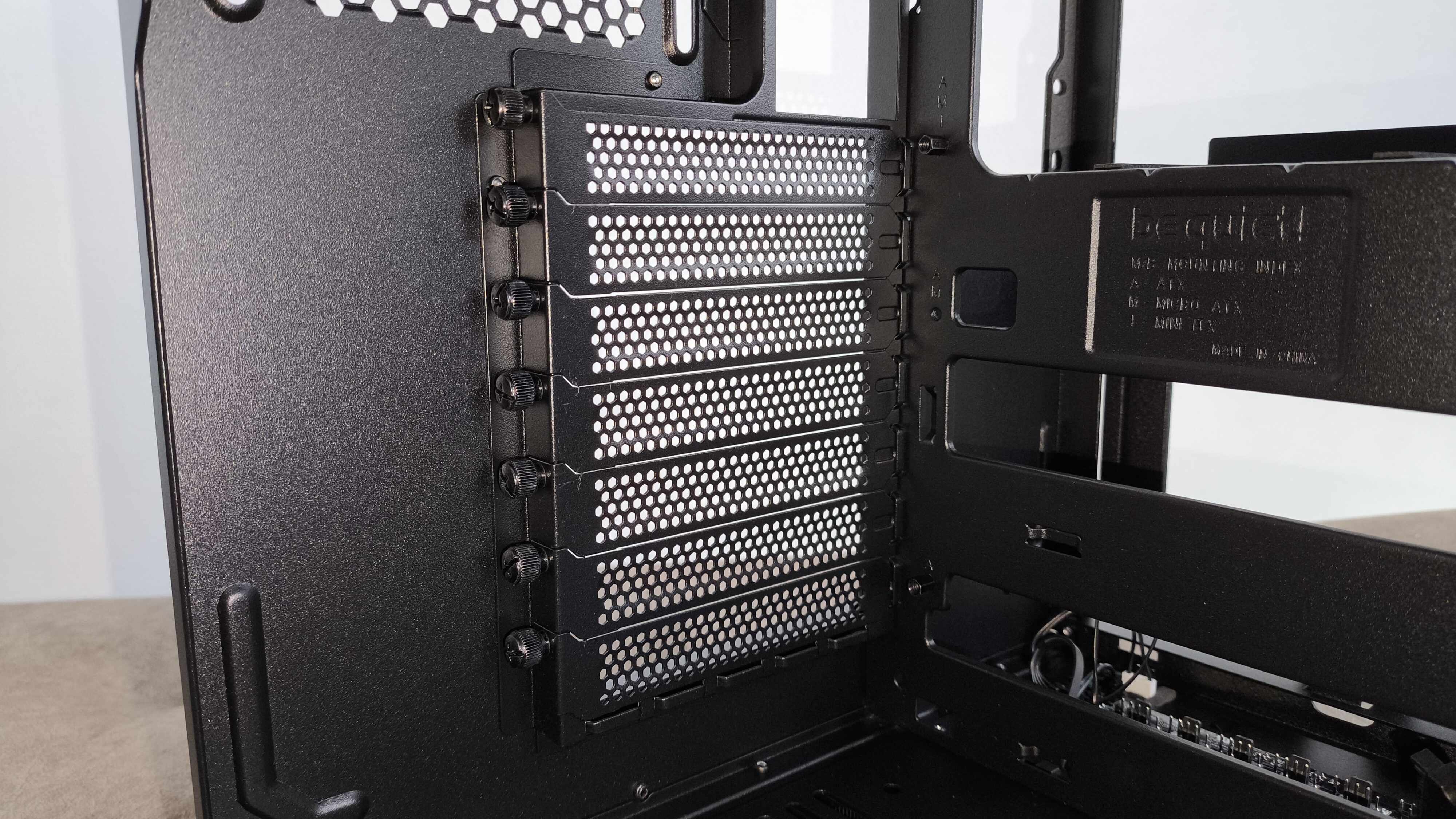 be quiet! Light Base 600 LX - test obudowy. Postaw ją sobie jak Ci się spodoba