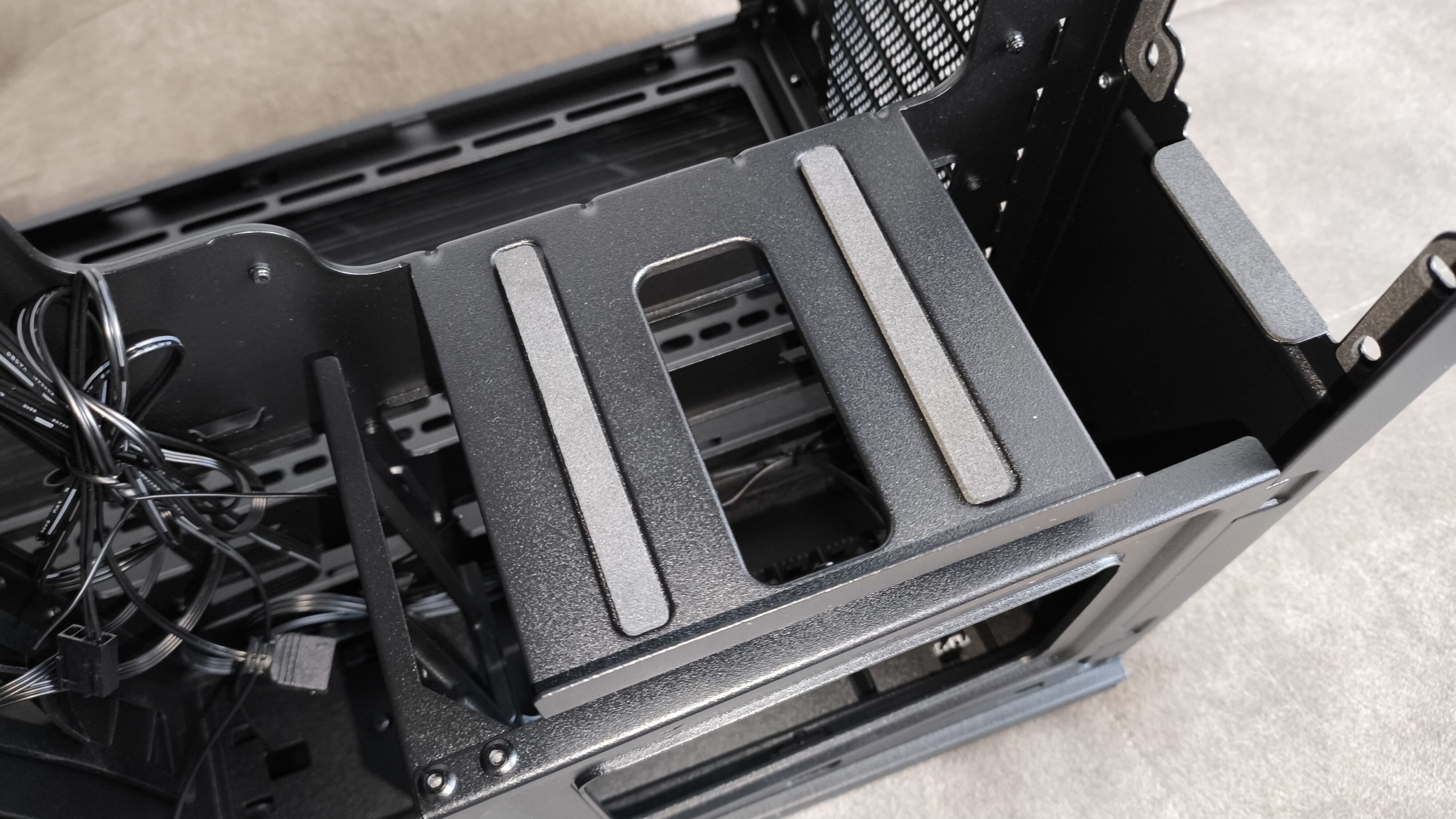 be quiet! Light Base 600 LX - test obudowy. Postaw ją sobie jak Ci się spodoba