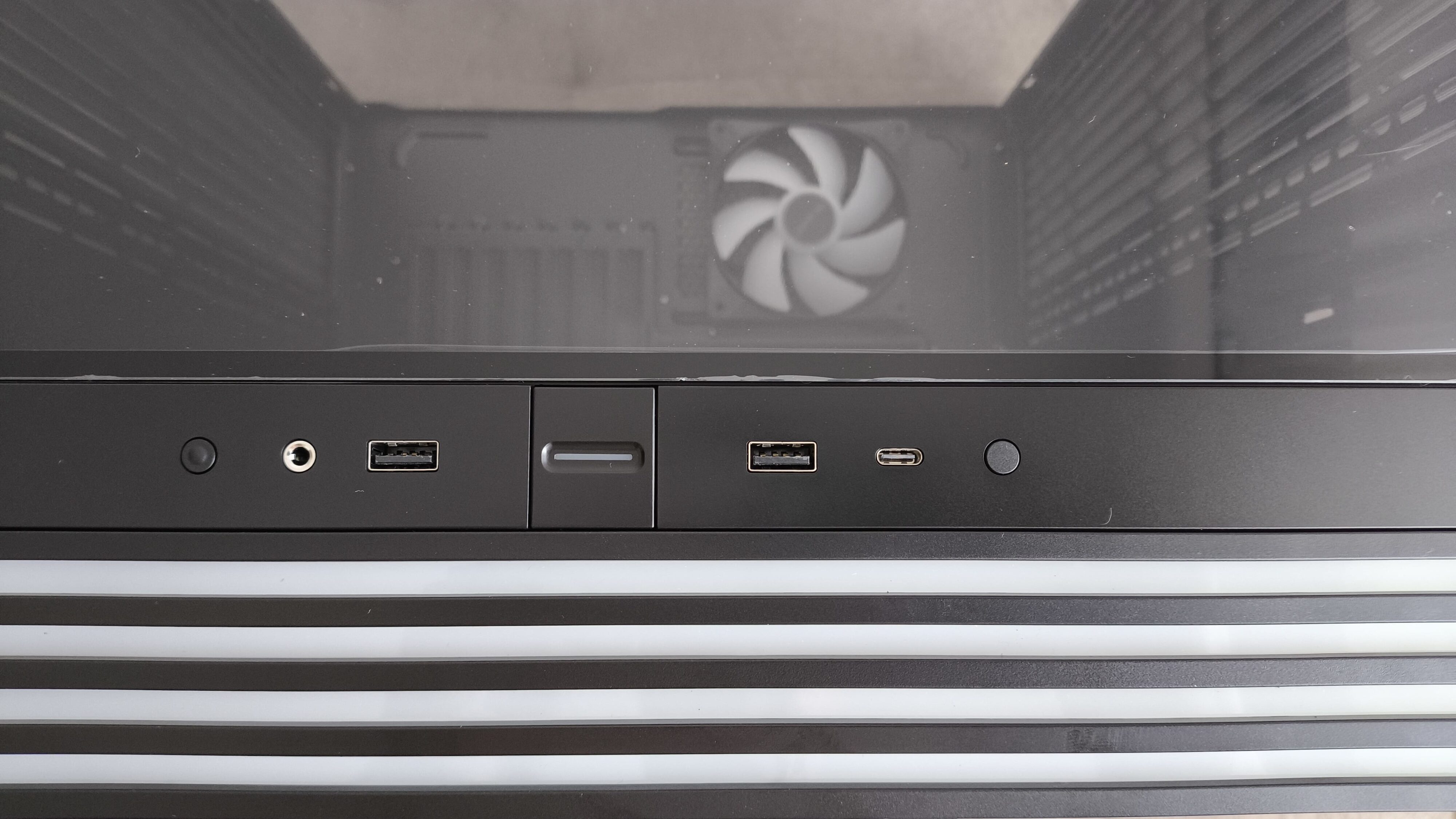 be quiet! Light Base 600 LX - test obudowy. Postaw ją sobie jak Ci się spodoba