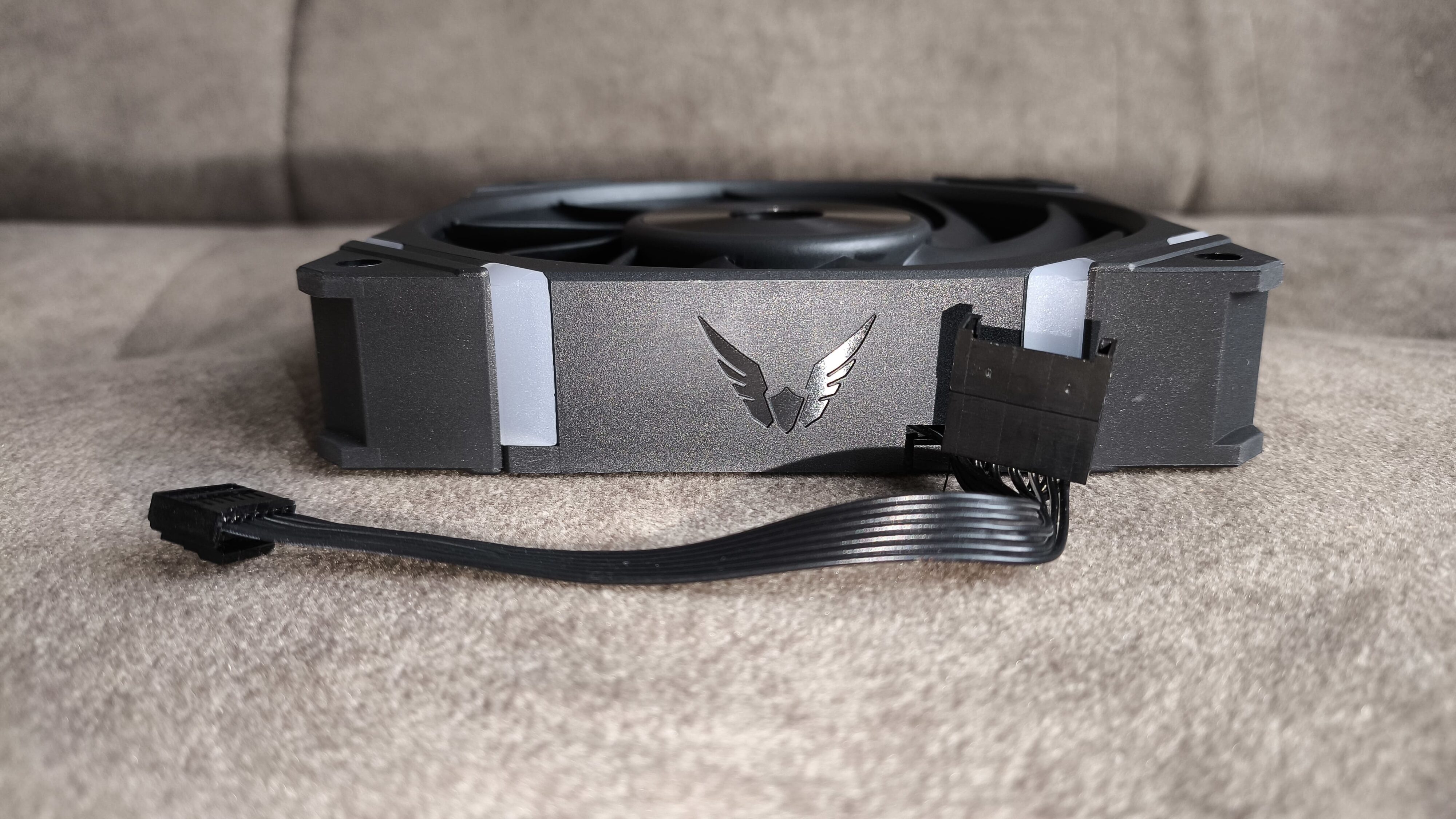 Valkyrie Dragonfang 360 Black ARGB / Valkyrie V360 Lite - test dwóch chłodzeń AIO 360 mm. Stare odchodzi, nowe przychodzi