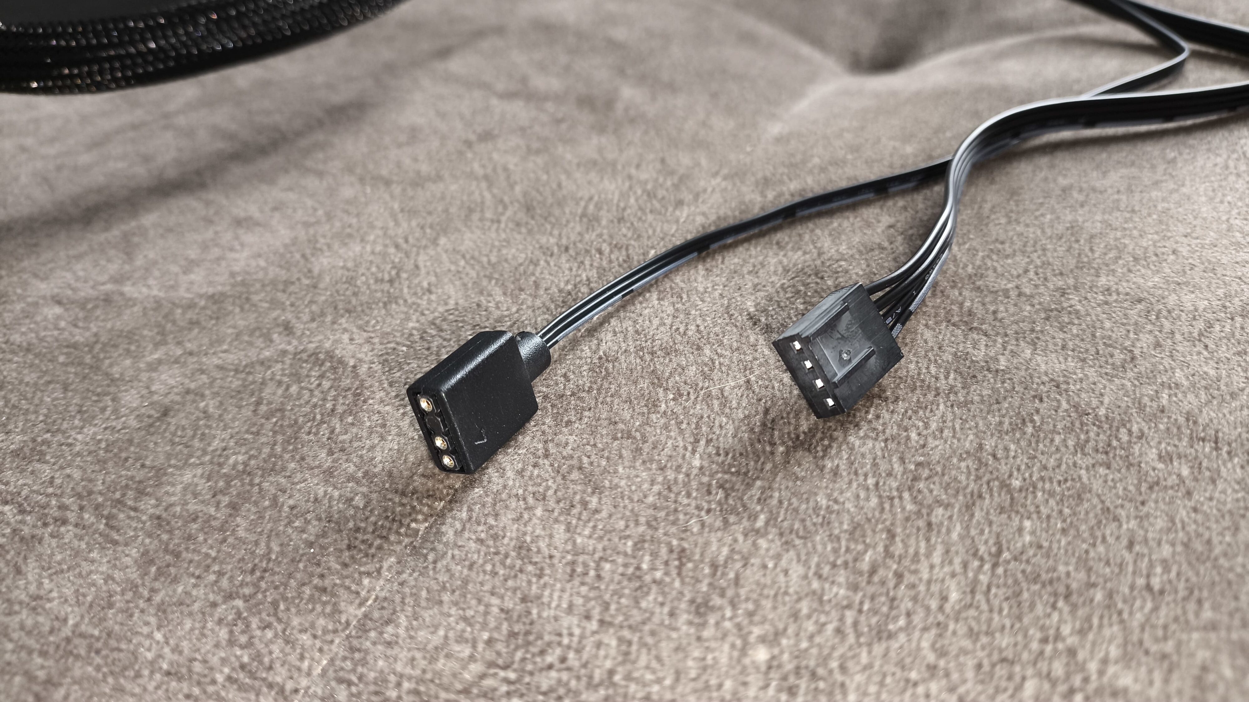 Valkyrie Dragonfang 360 Black ARGB / Valkyrie V360 Lite - test dwóch chłodzeń AIO 360 mm. Stare odchodzi, nowe przychodzi