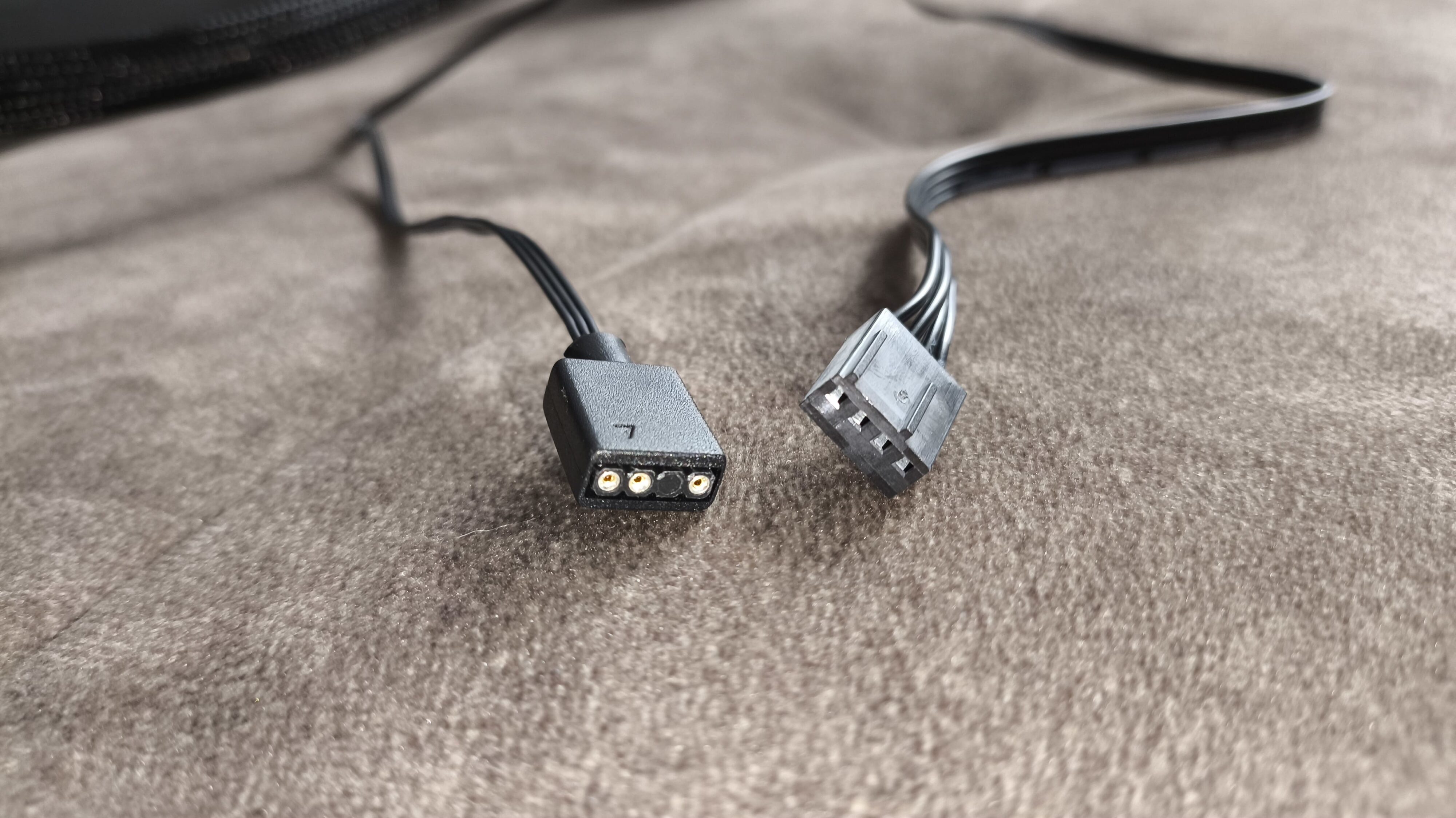 Valkyrie Dragonfang 360 Black ARGB / Valkyrie V360 Lite - test dwóch chłodzeń AIO 360 mm. Stare odchodzi, nowe przychodzi