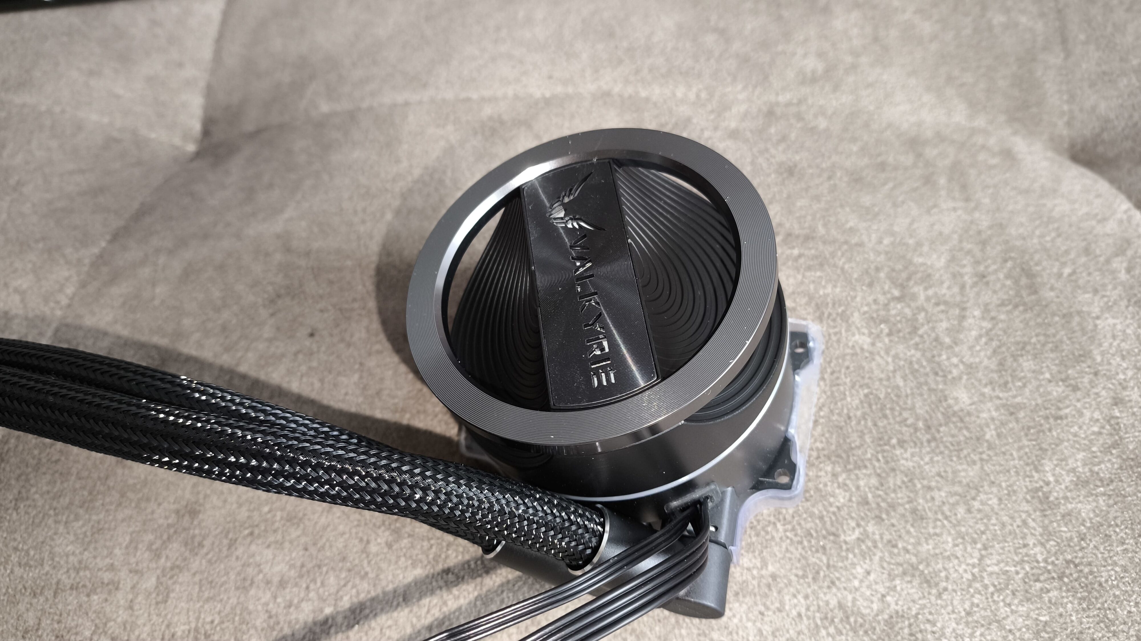 Valkyrie Dragonfang 360 Black ARGB / Valkyrie V360 Lite - test dwóch chłodzeń AIO 360 mm. Stare odchodzi, nowe przychodzi