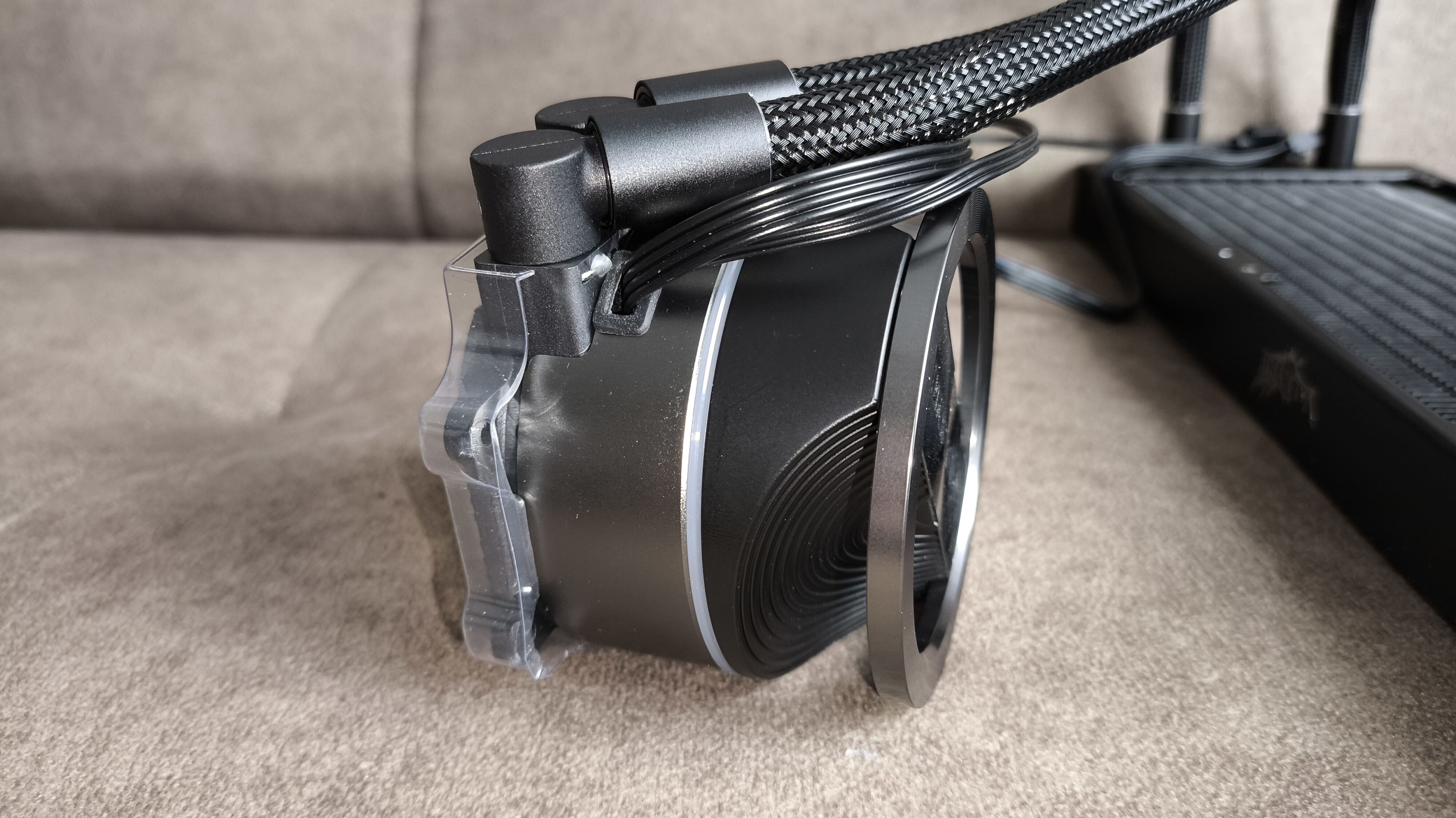 Valkyrie Dragonfang 360 Black ARGB / Valkyrie V360 Lite - test dwóch chłodzeń AIO 360 mm. Stare odchodzi, nowe przychodzi