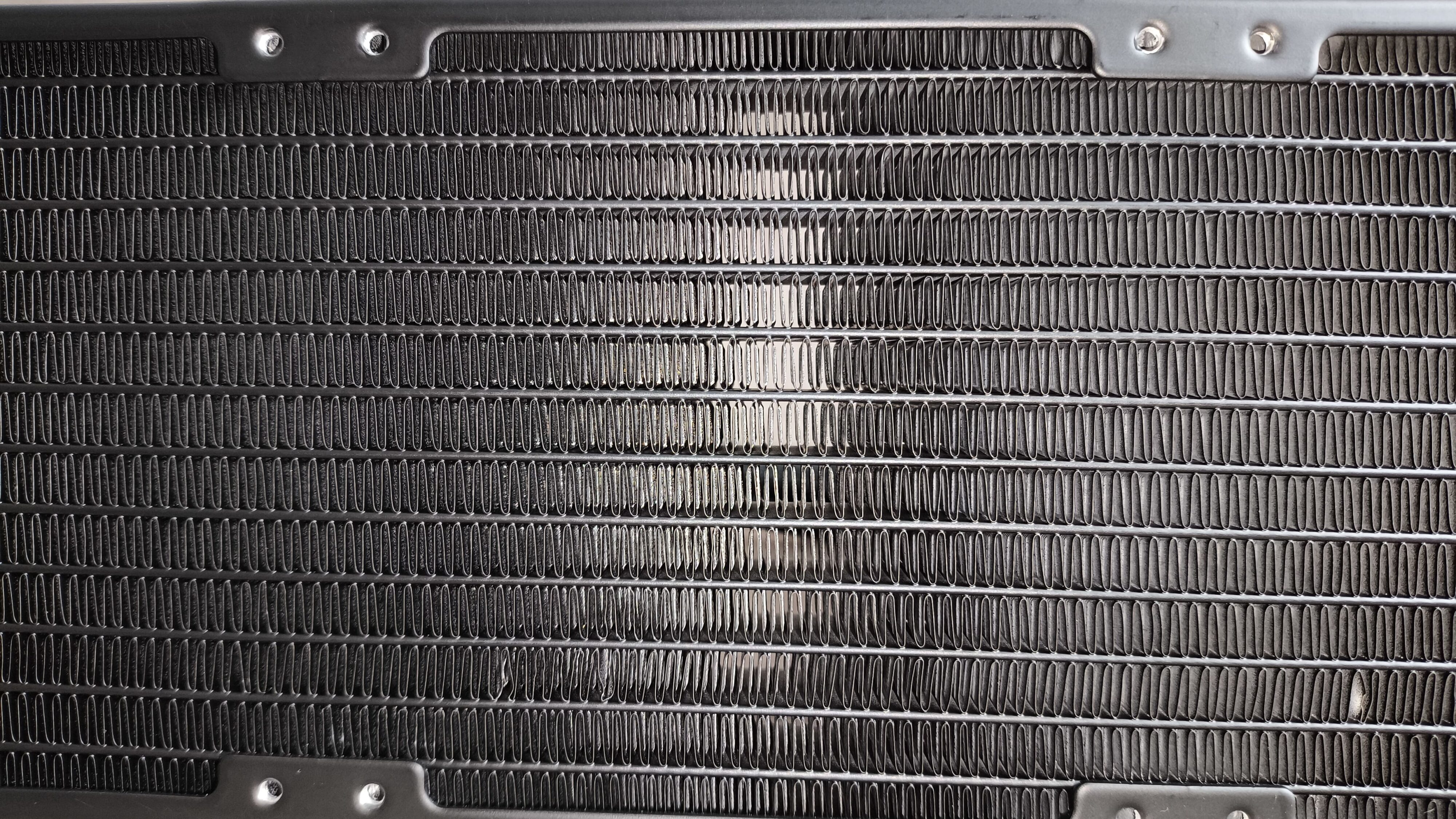 Valkyrie Dragonfang 360 Black ARGB / Valkyrie V360 Lite - test dwóch chłodzeń AIO 360 mm. Stare odchodzi, nowe przychodzi