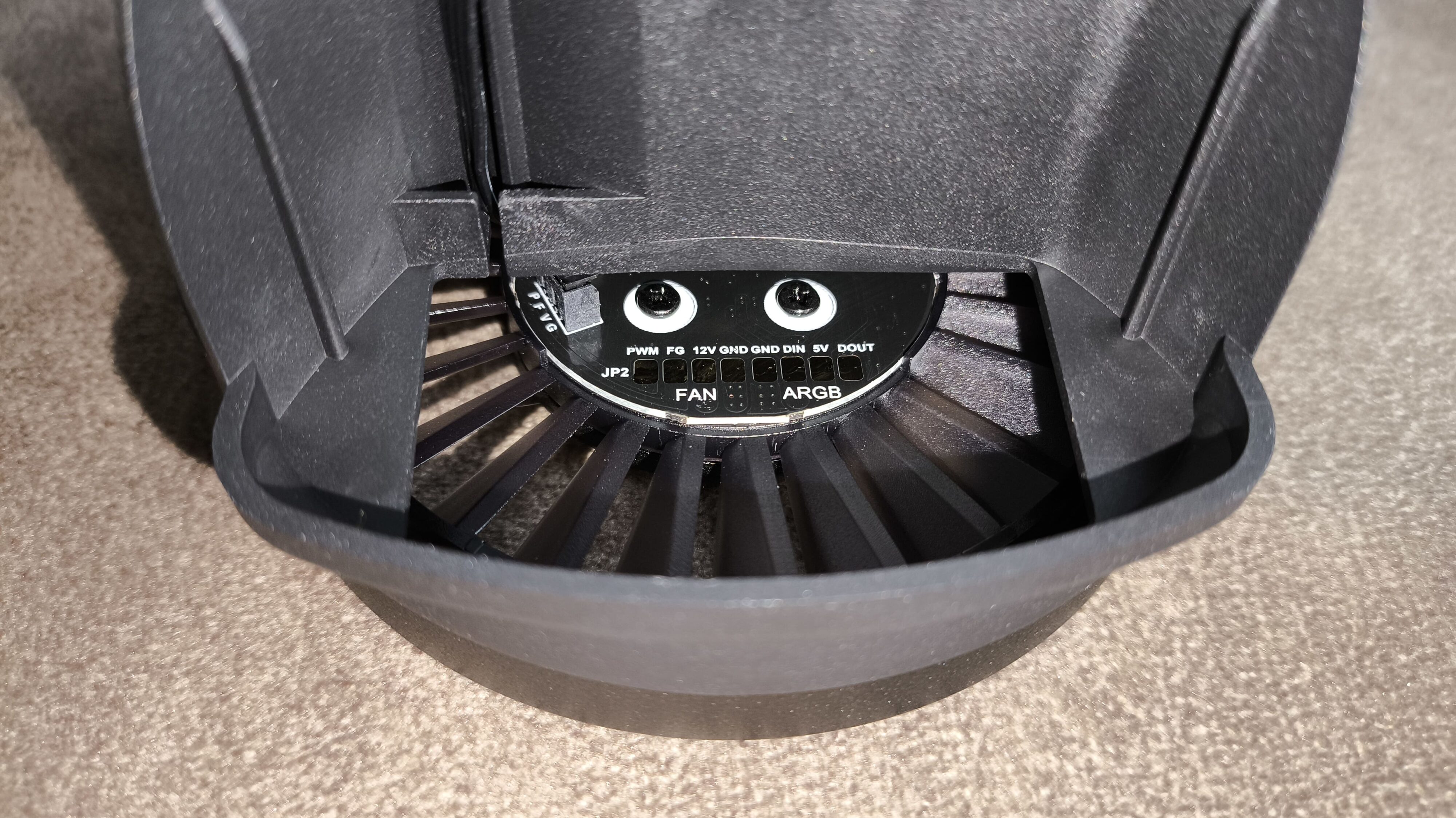 Arctic Liquid Freezer III Pro 360 - test chłodzenia AIO. Wydajnie, ale jednocześnie masakrycznie głośno