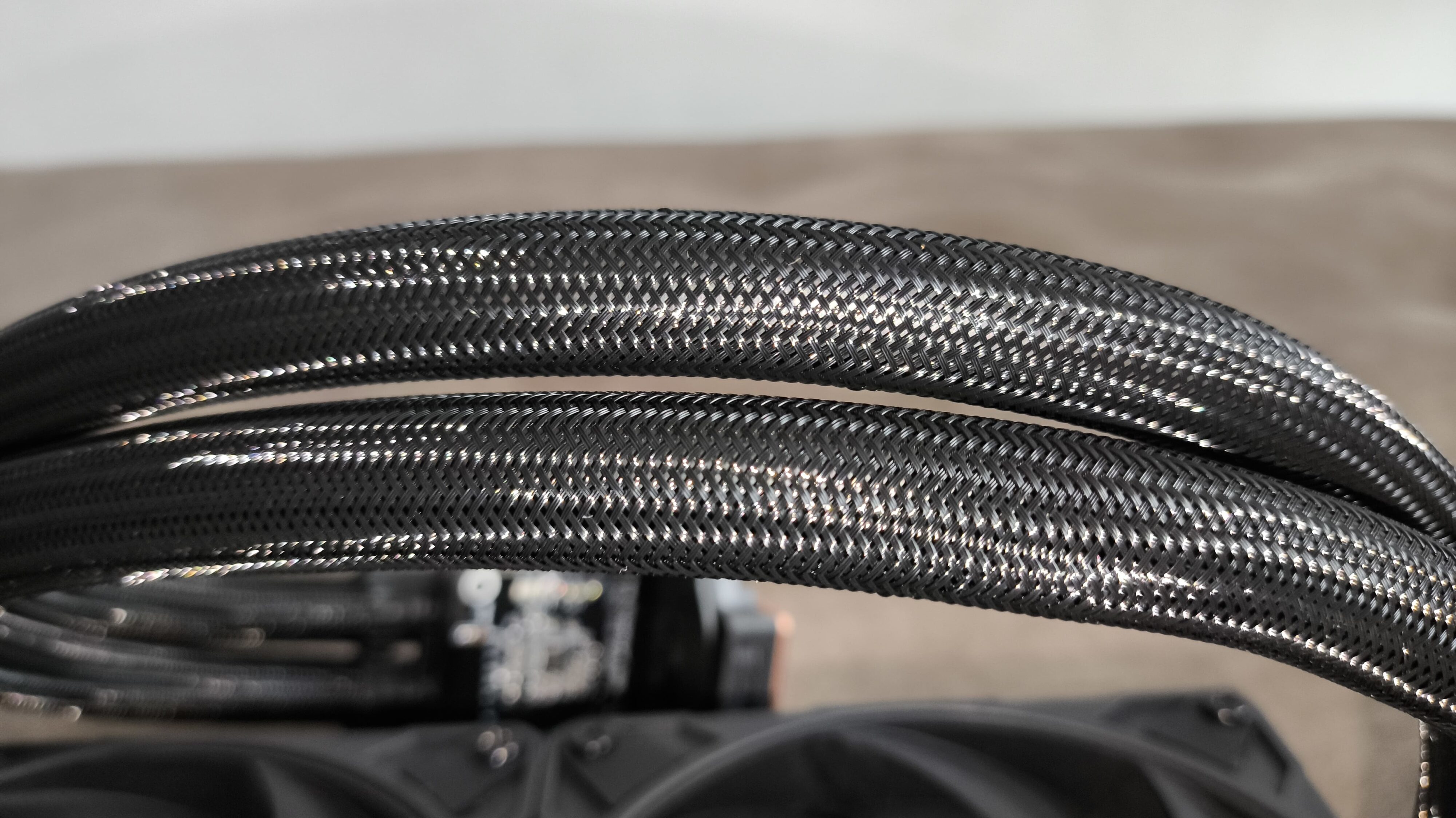 Arctic Liquid Freezer III Pro 360 - test chłodzenia AIO. Wydajnie, ale jednocześnie masakrycznie głośno