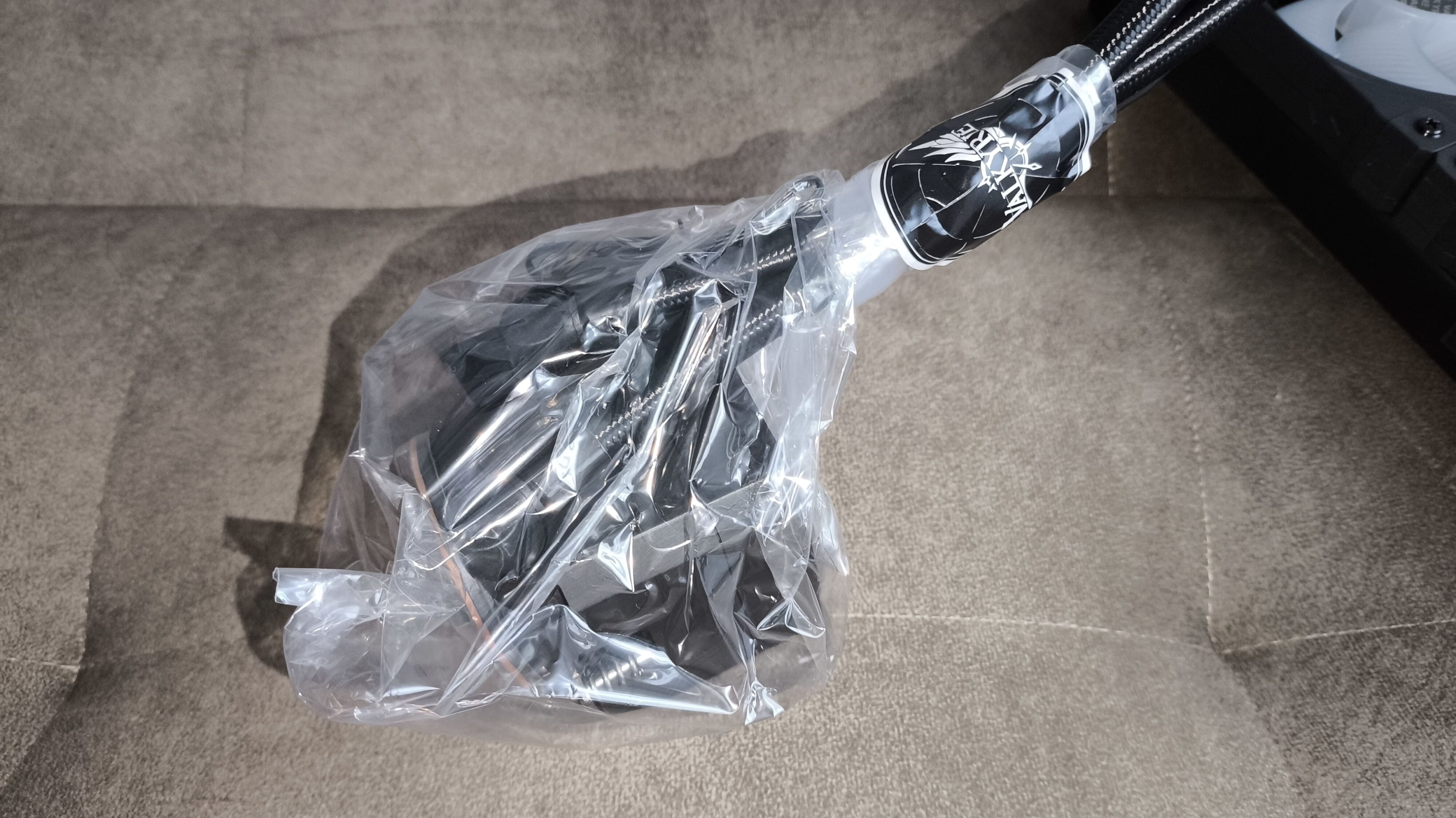 Valkyrie Dragonfang 360 Black ARGB / Valkyrie V360 Lite - test dwóch chłodzeń AIO 360 mm. Stare odchodzi, nowe przychodzi