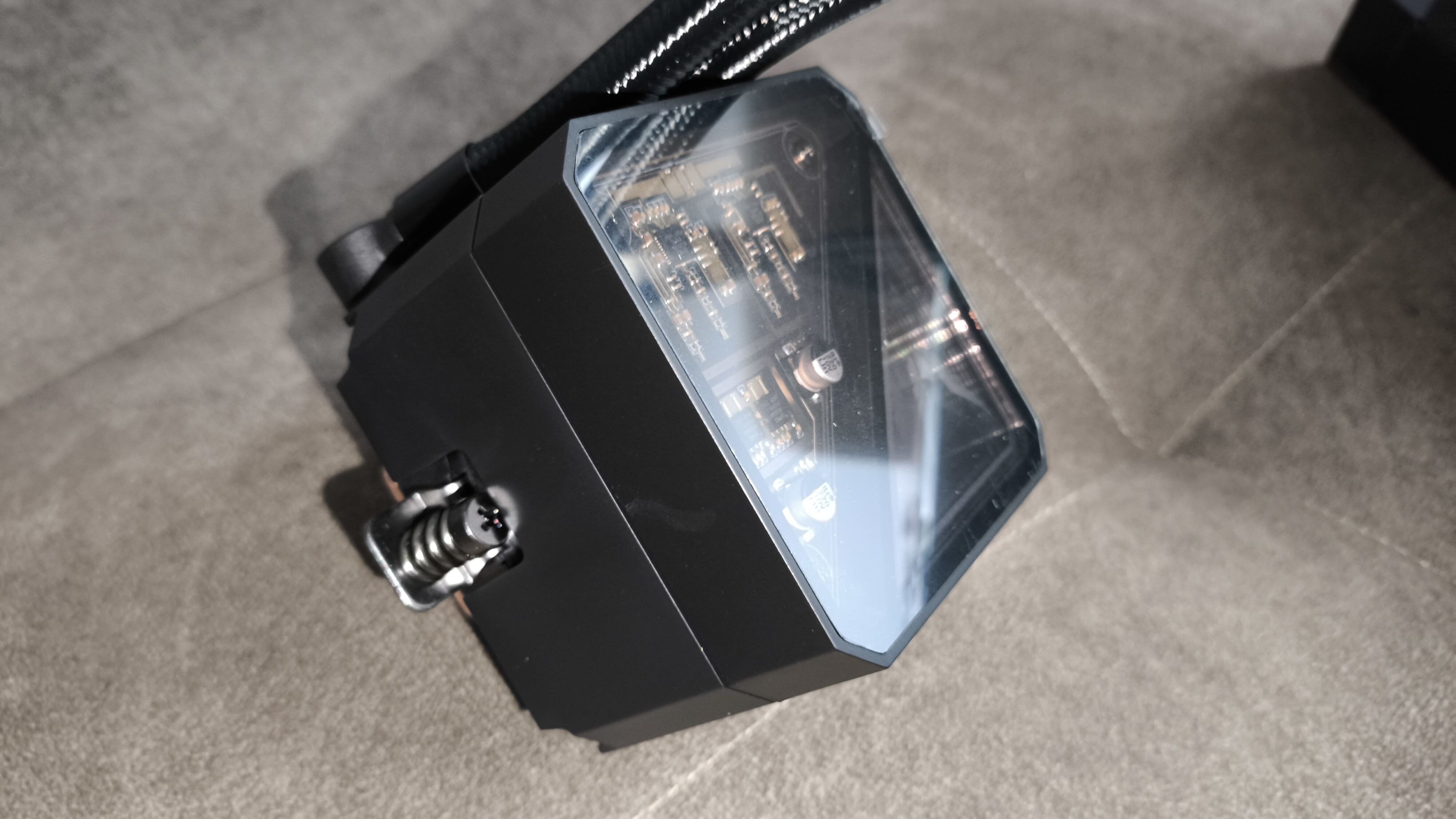 Valkyrie Dragonfang 360 Black ARGB / Valkyrie V360 Lite - test dwóch chłodzeń AIO 360 mm. Stare odchodzi, nowe przychodzi