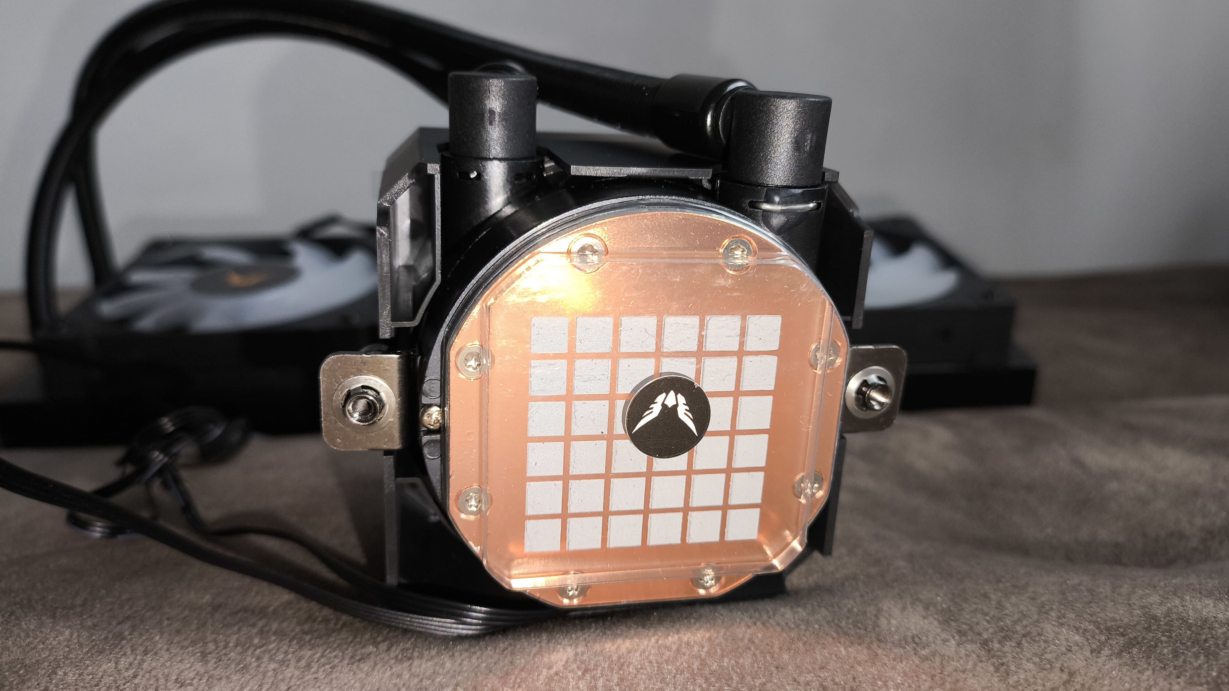 Valkyrie Dragonfang 360 Black ARGB / Valkyrie V360 Lite - test dwóch chłodzeń AIO 360 mm. Stare odchodzi, nowe przychodzi