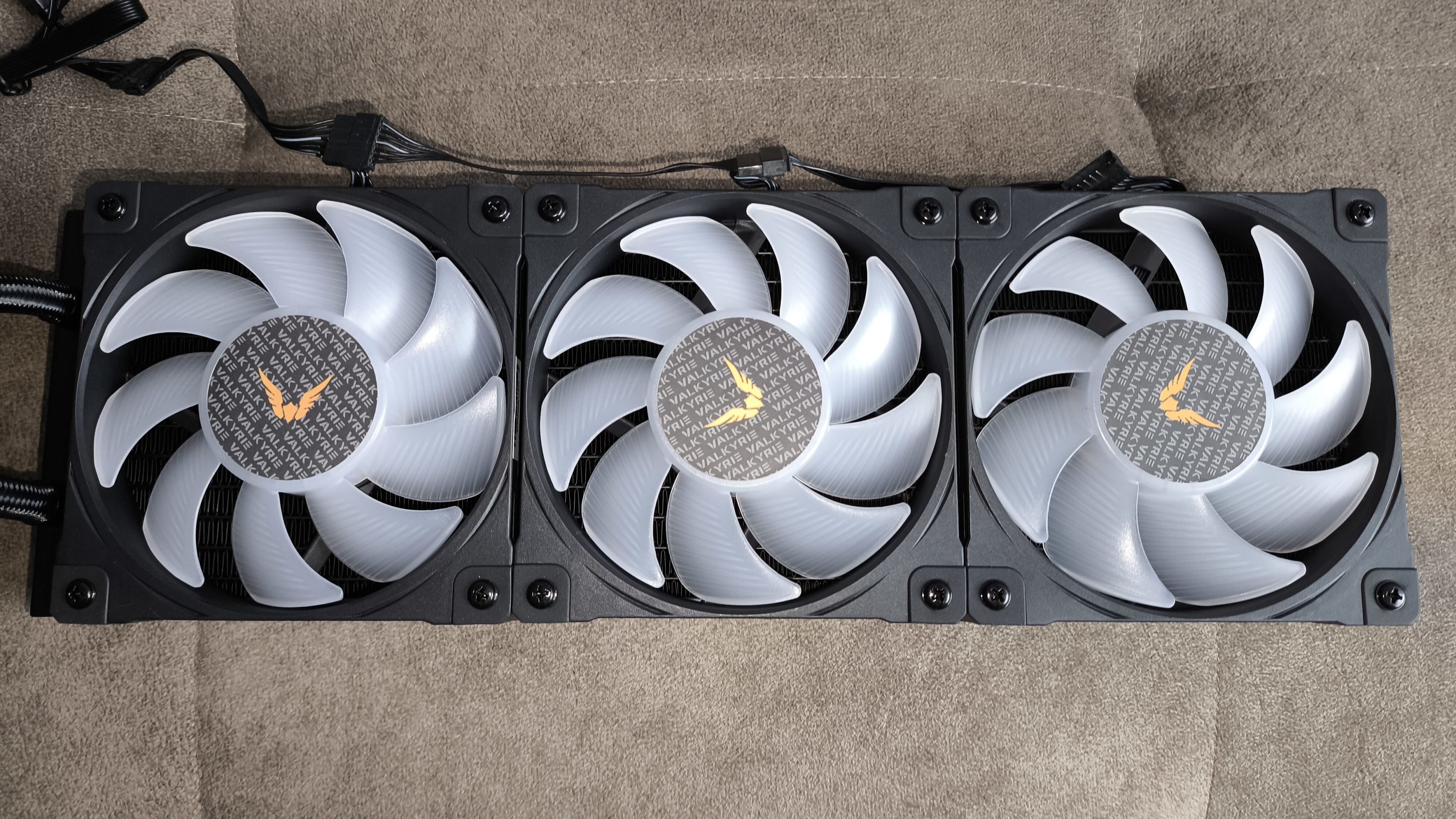 Valkyrie Dragonfang 360 Black ARGB / Valkyrie V360 Lite - test dwóch chłodzeń AIO 360 mm. Stare odchodzi, nowe przychodzi