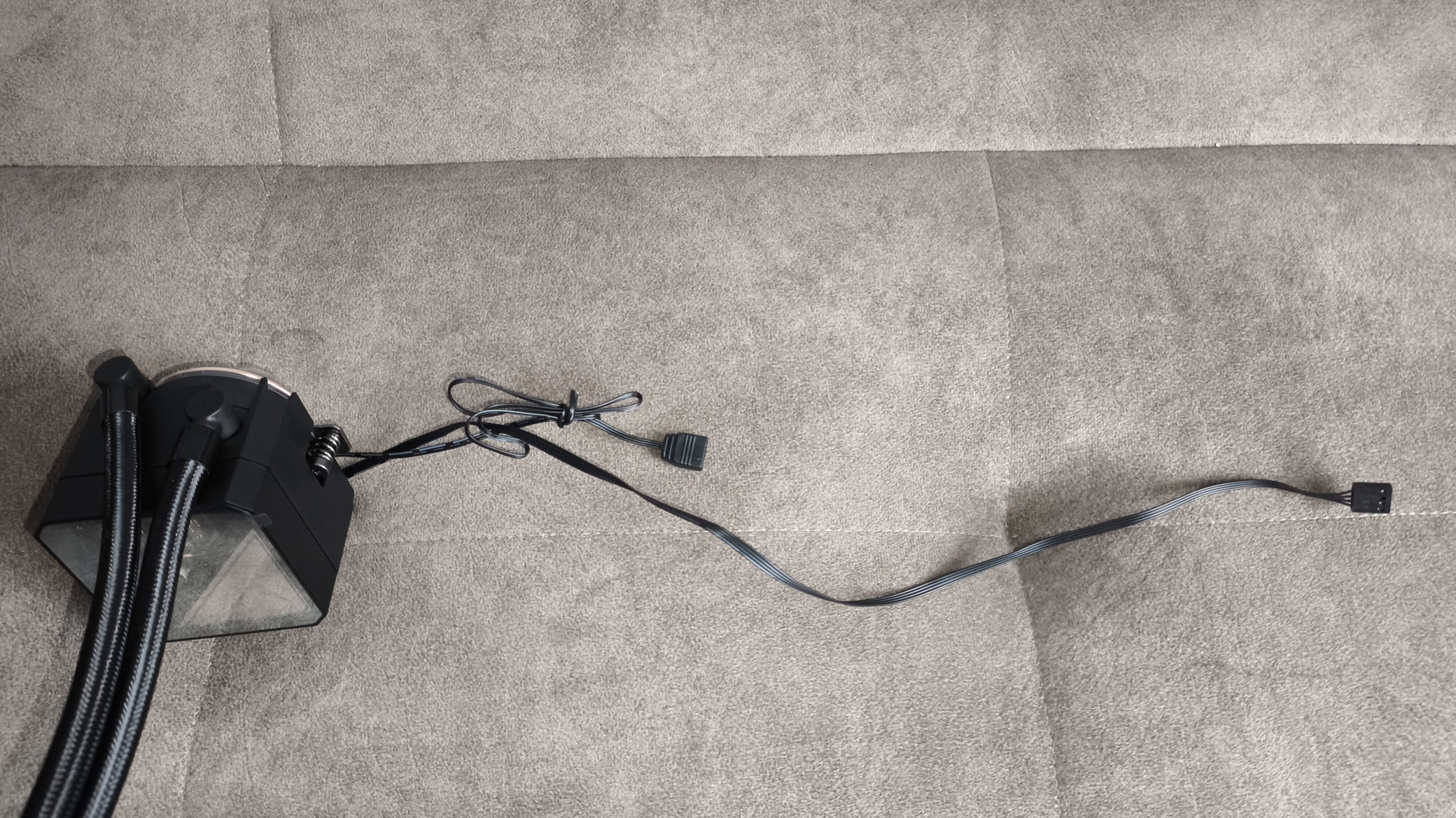 Valkyrie Dragonfang 360 Black ARGB / Valkyrie V360 Lite - test dwóch chłodzeń AIO 360 mm. Stare odchodzi, nowe przychodzi