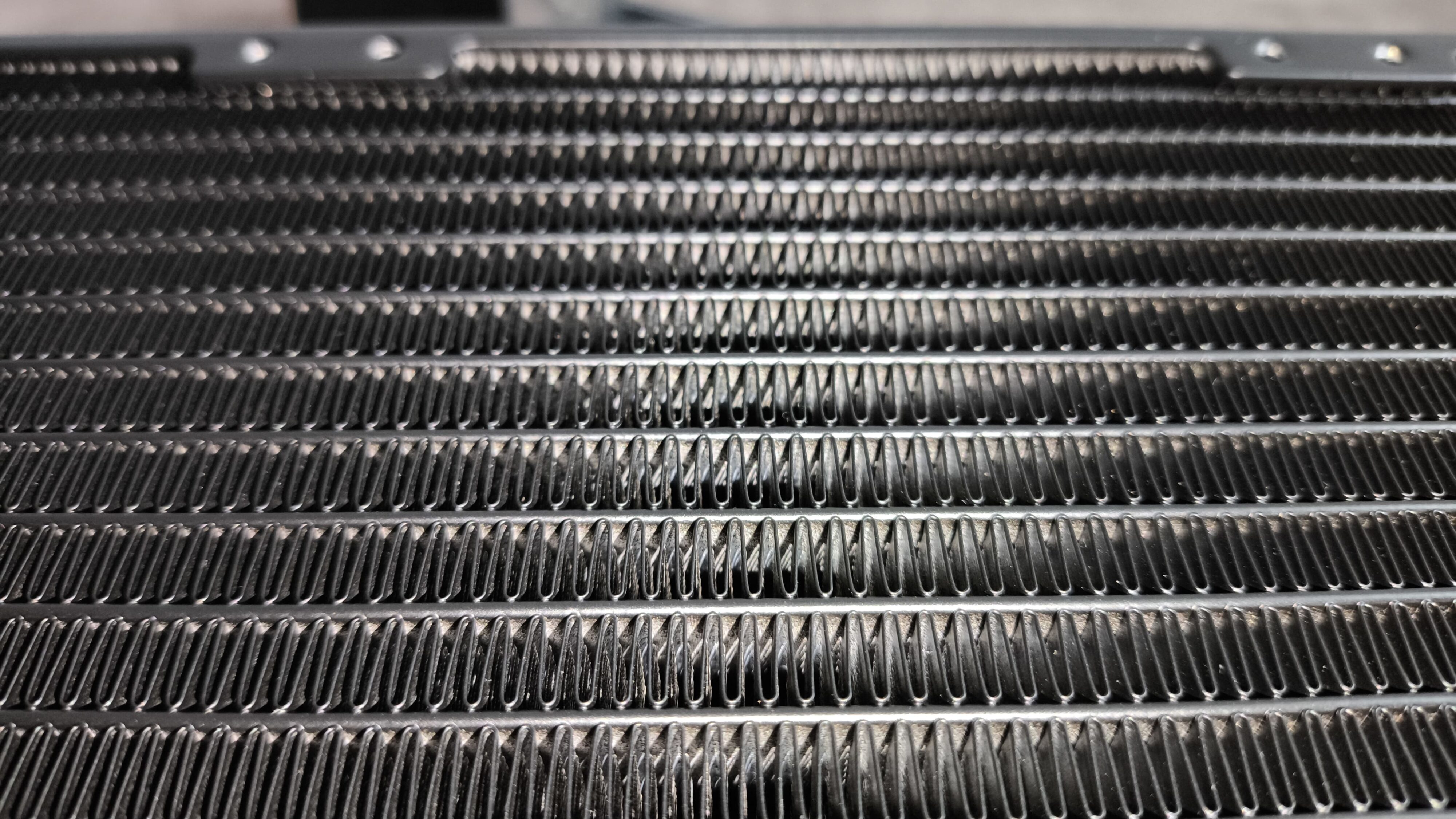 Valkyrie Dragonfang 360 Black ARGB / Valkyrie V360 Lite - test dwóch chłodzeń AIO 360 mm. Stare odchodzi, nowe przychodzi