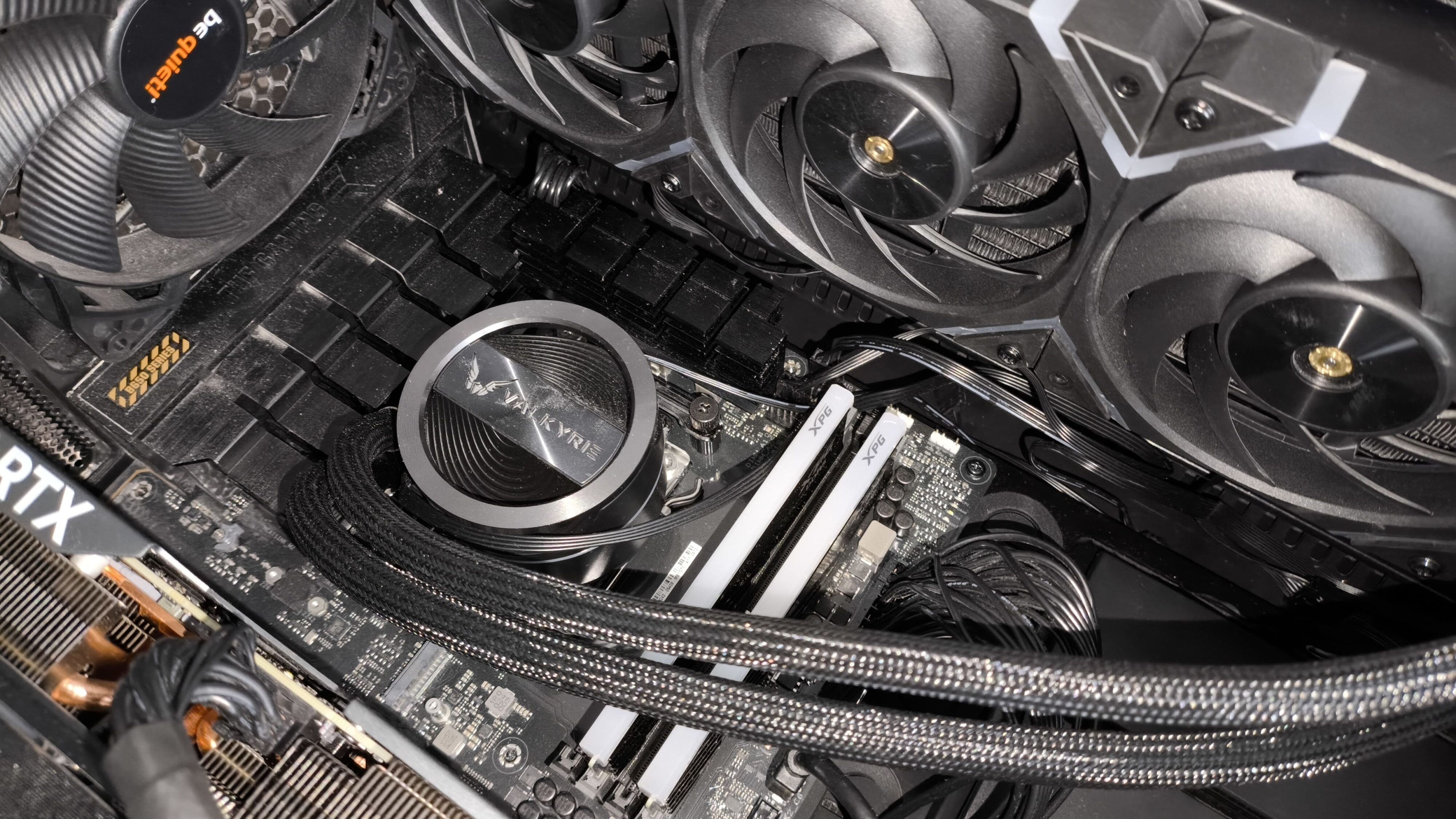 Valkyrie Dragonfang 360 Black ARGB / Valkyrie V360 Lite - test dwóch chłodzeń AIO 360 mm. Stare odchodzi, nowe przychodzi