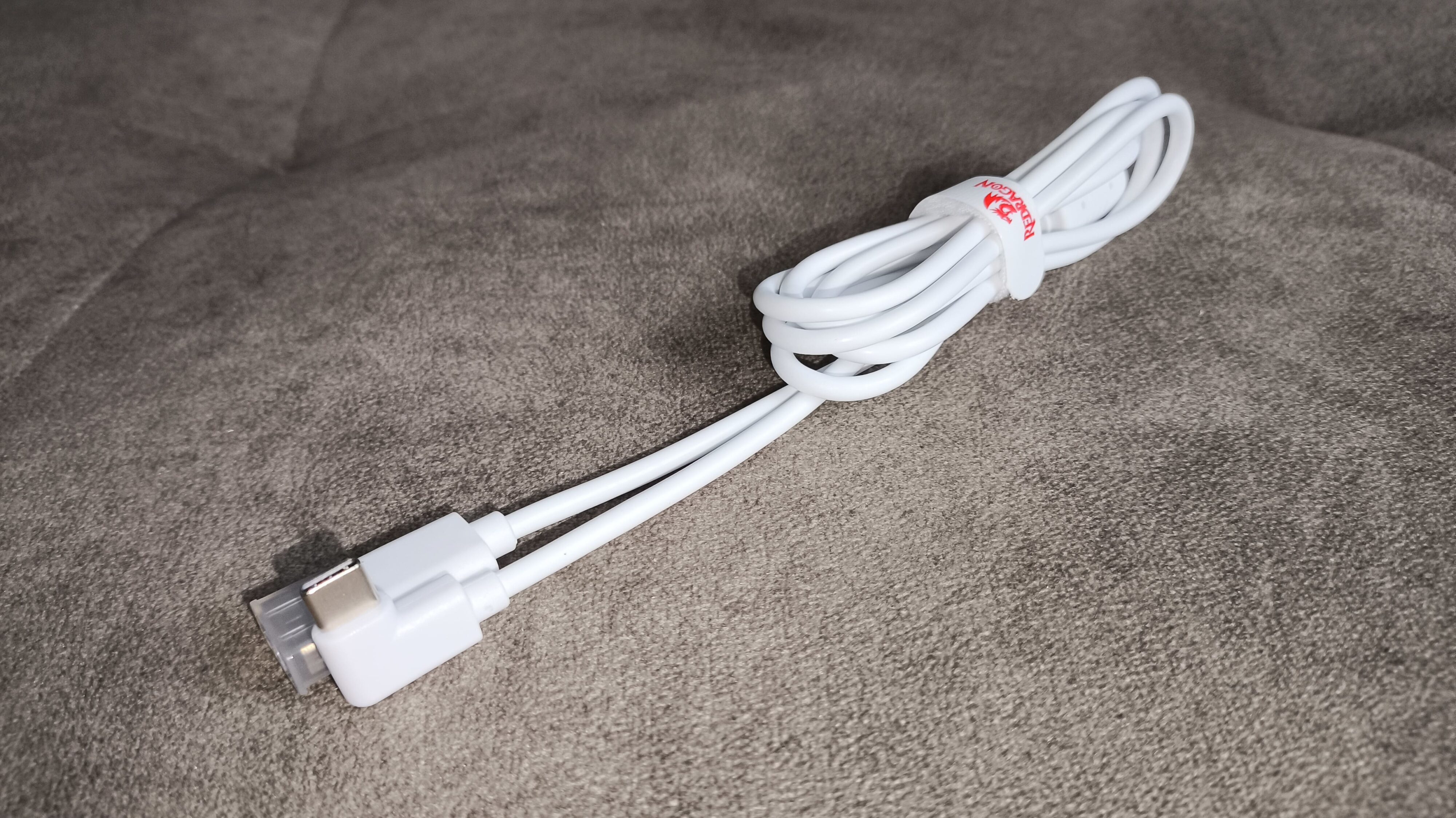 Redragon K721WRB-RGB Stormhunter - test klawiatury za 300 złotych opartej na magnetycznych przełącznikach