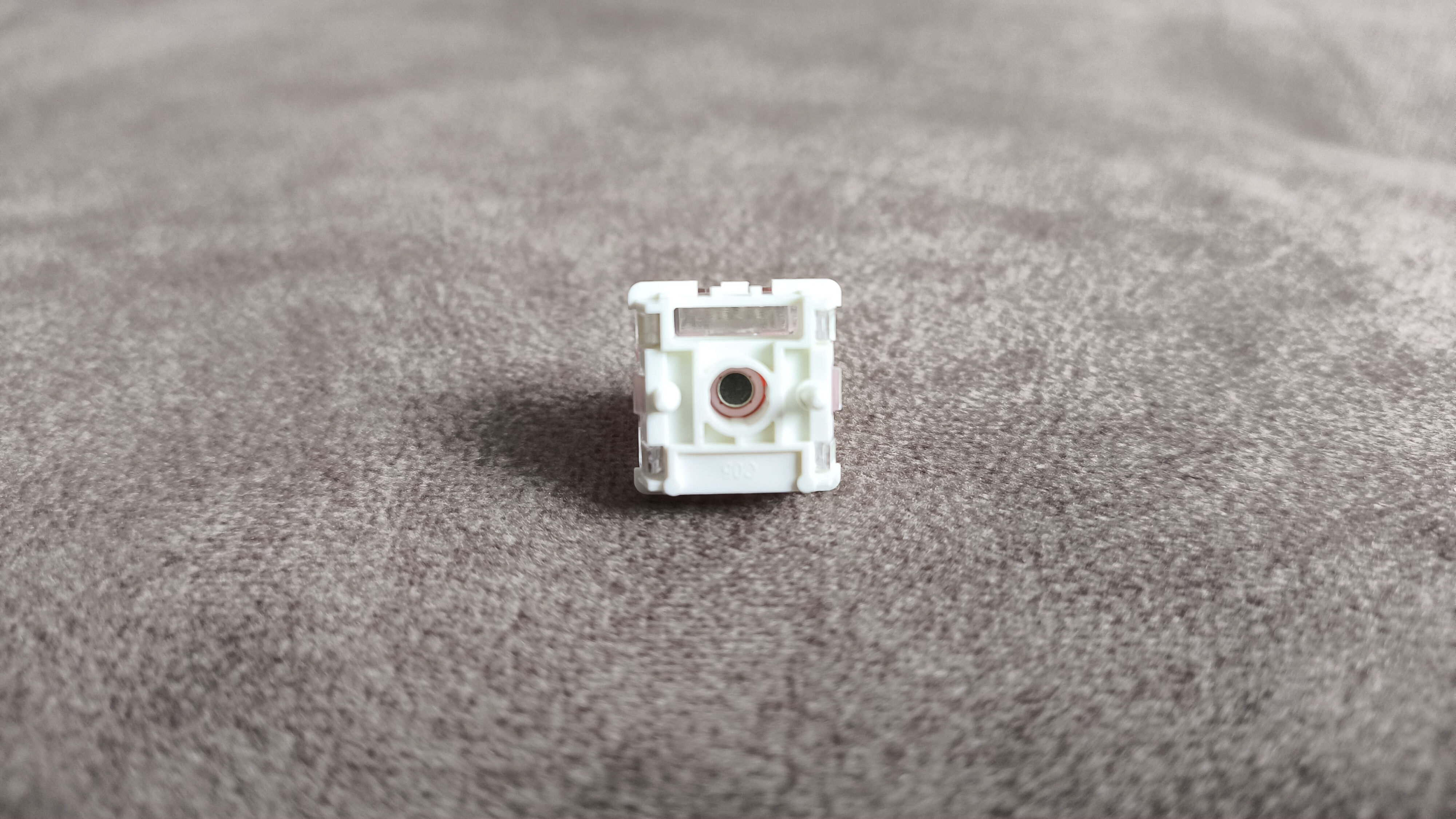 Redragon K721WRB-RGB Stormhunter - test klawiatury za 300 złotych opartej na magnetycznych przełącznikach