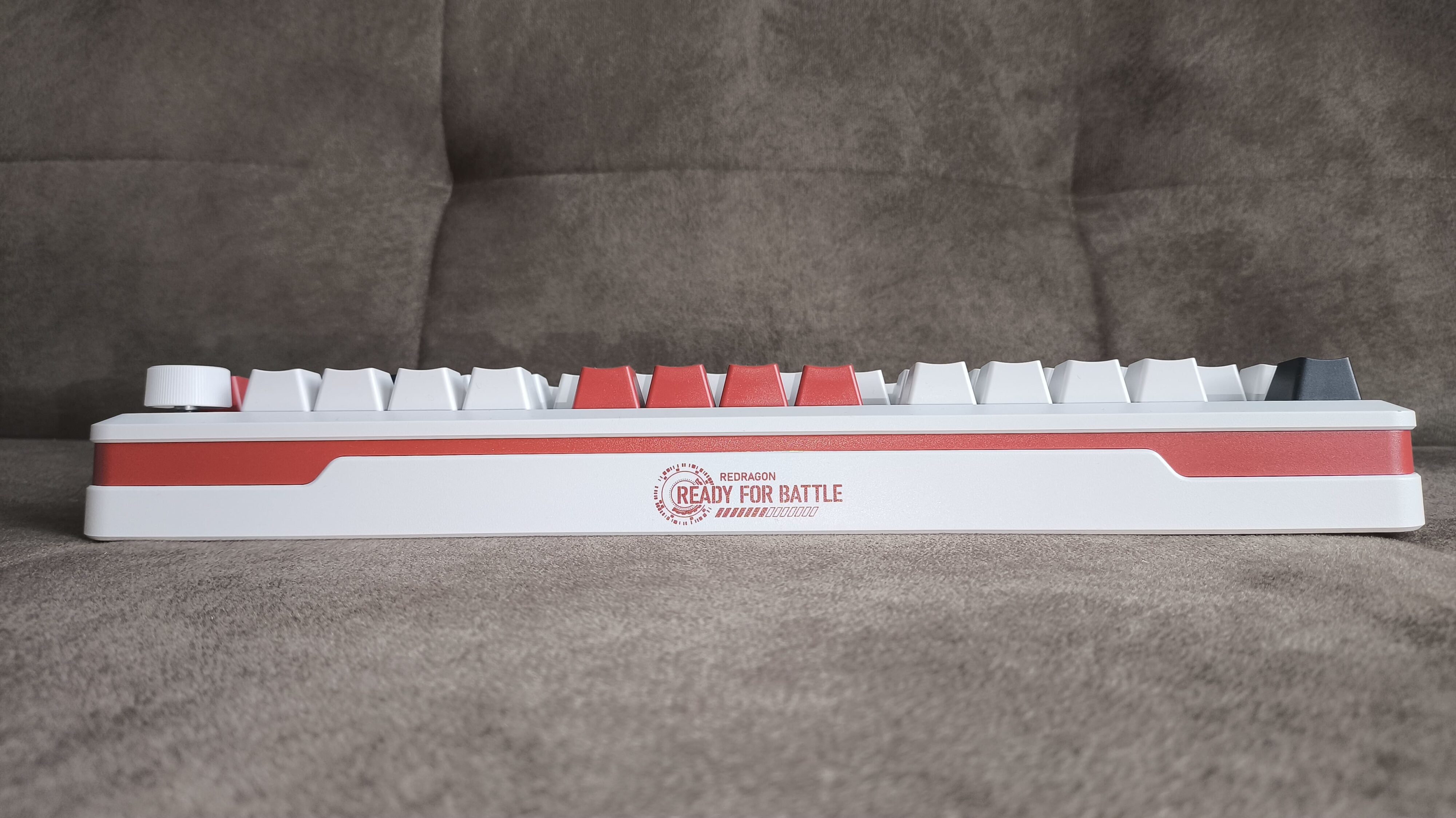 Redragon K721WRB-RGB Stormhunter - test klawiatury za 300 złotych opartej na magnetycznych przełącznikach