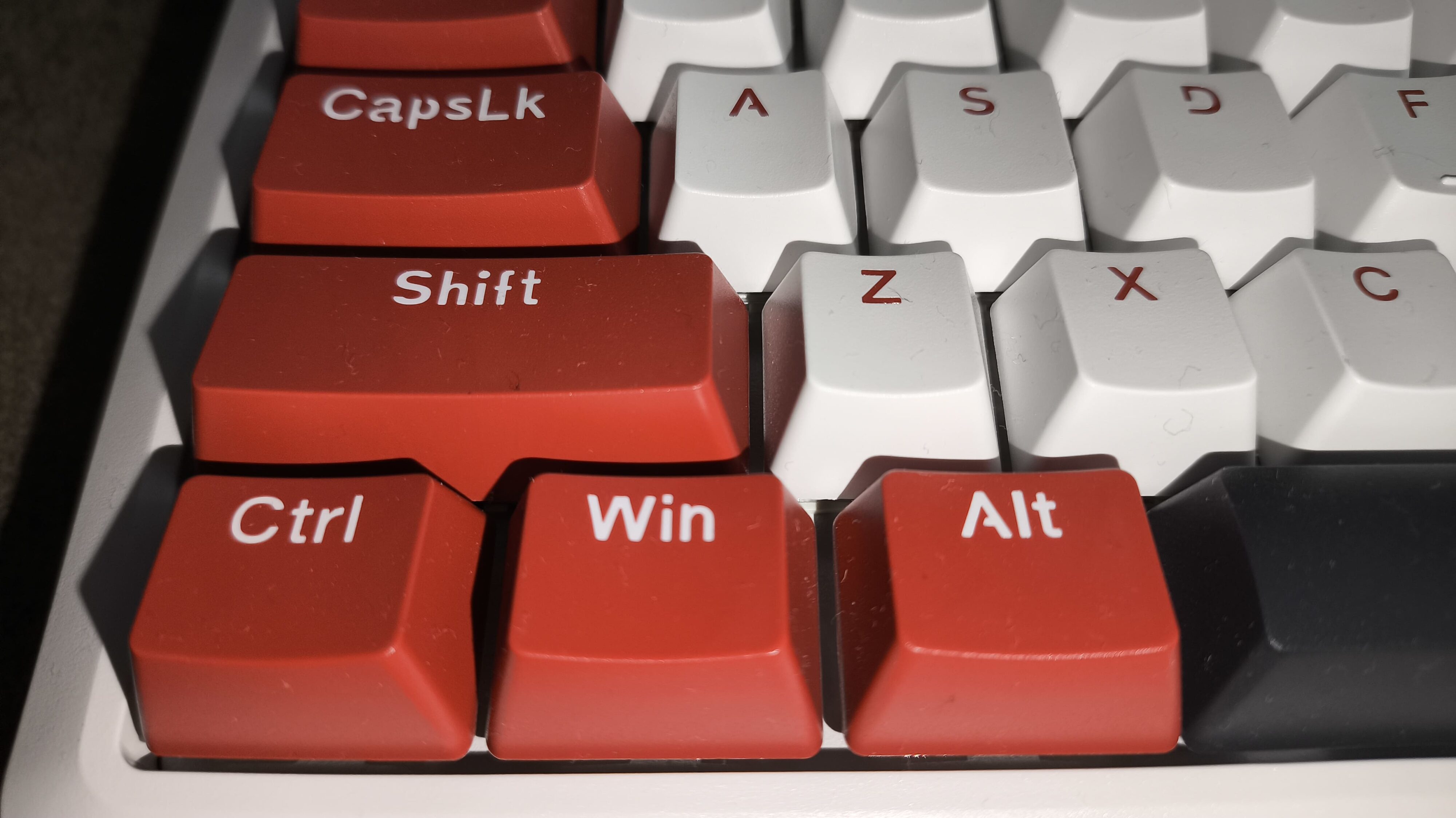 Redragon K721WRB-RGB Stormhunter - test klawiatury za 300 złotych opartej na magnetycznych przełącznikach