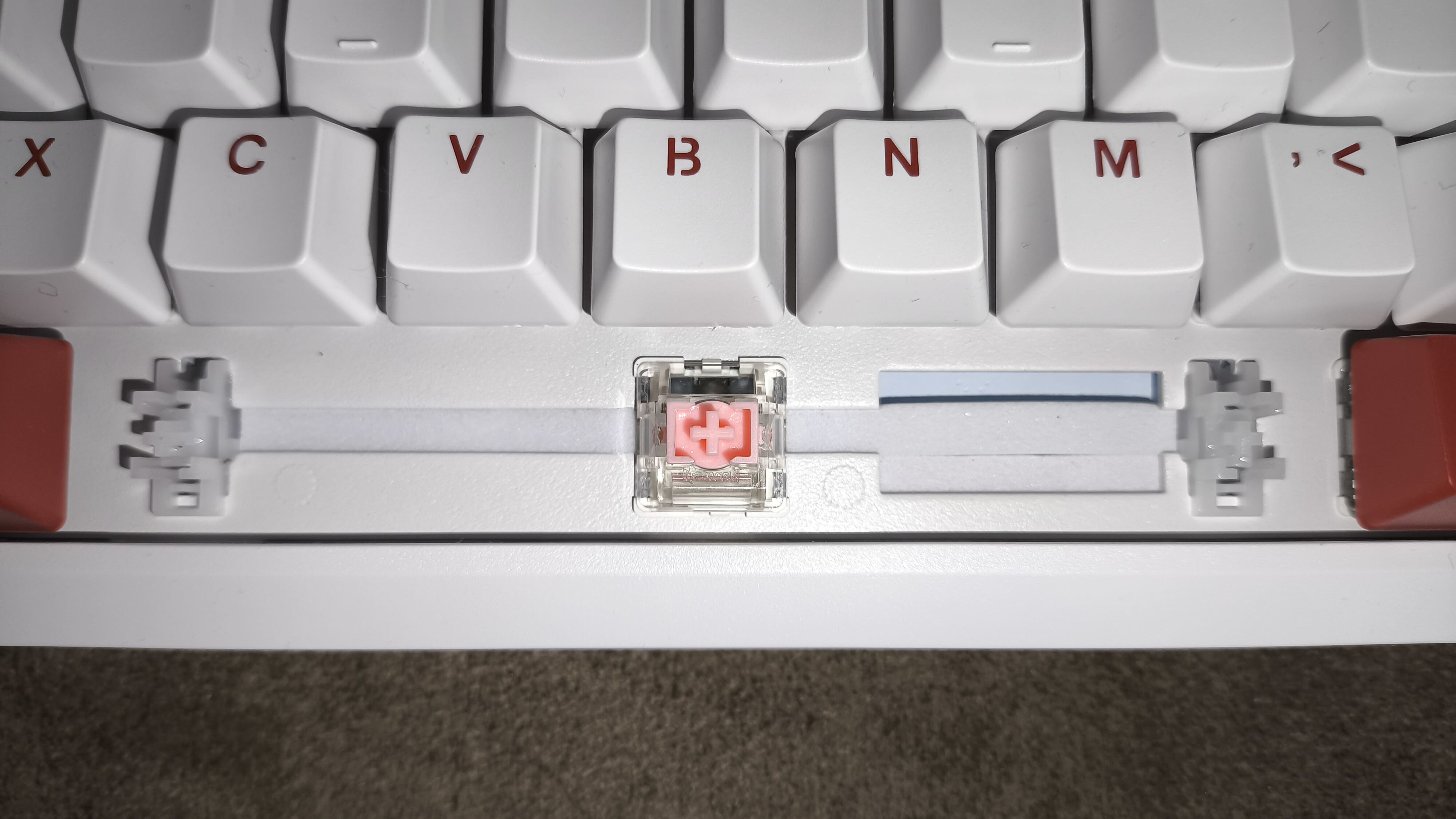 Redragon K721WRB-RGB Stormhunter - test klawiatury za 300 złotych opartej na magnetycznych przełącznikach