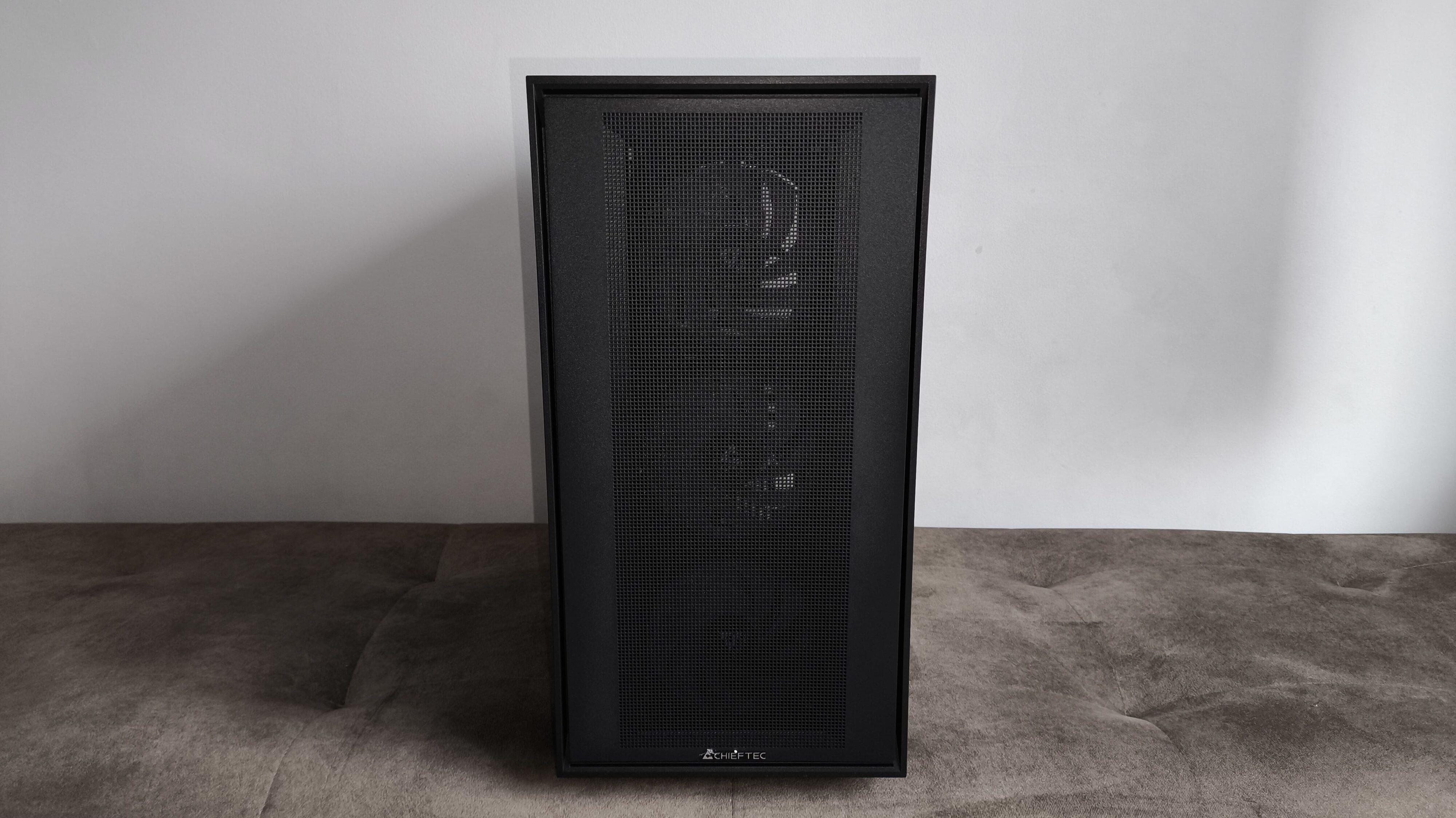 Chieftec Hunter 3 - test obudowy. Choć jest budżetowo to jest dobrze