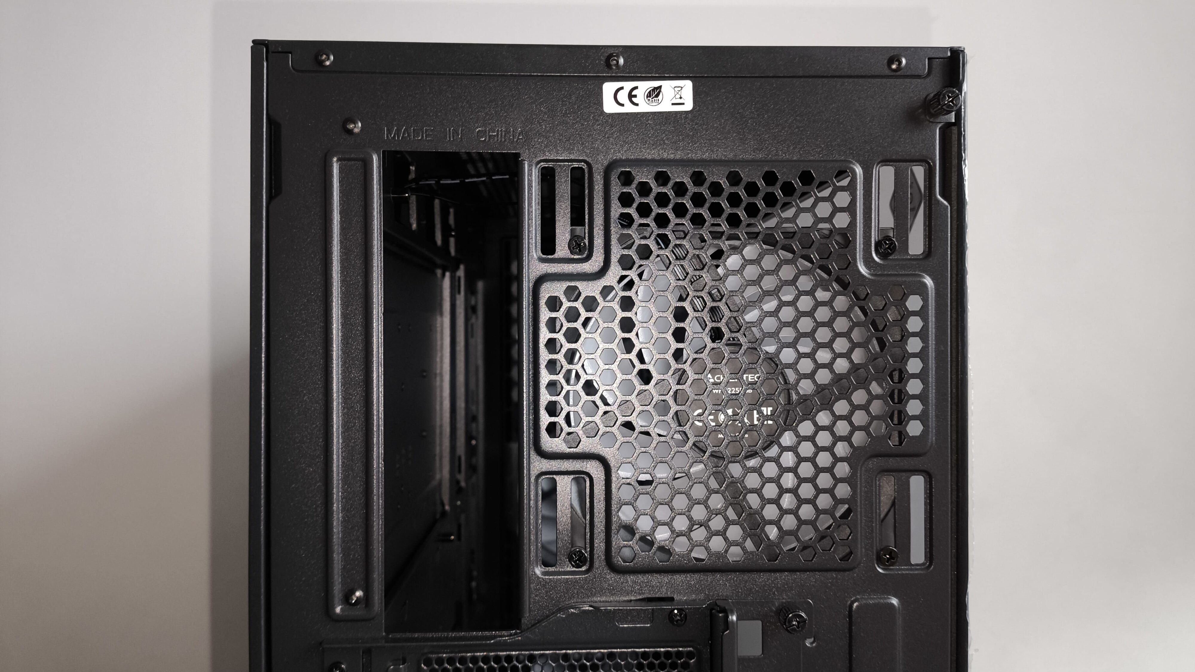 Chieftec Hunter 3 - test obudowy. Choć jest budżetowo to jest dobrze