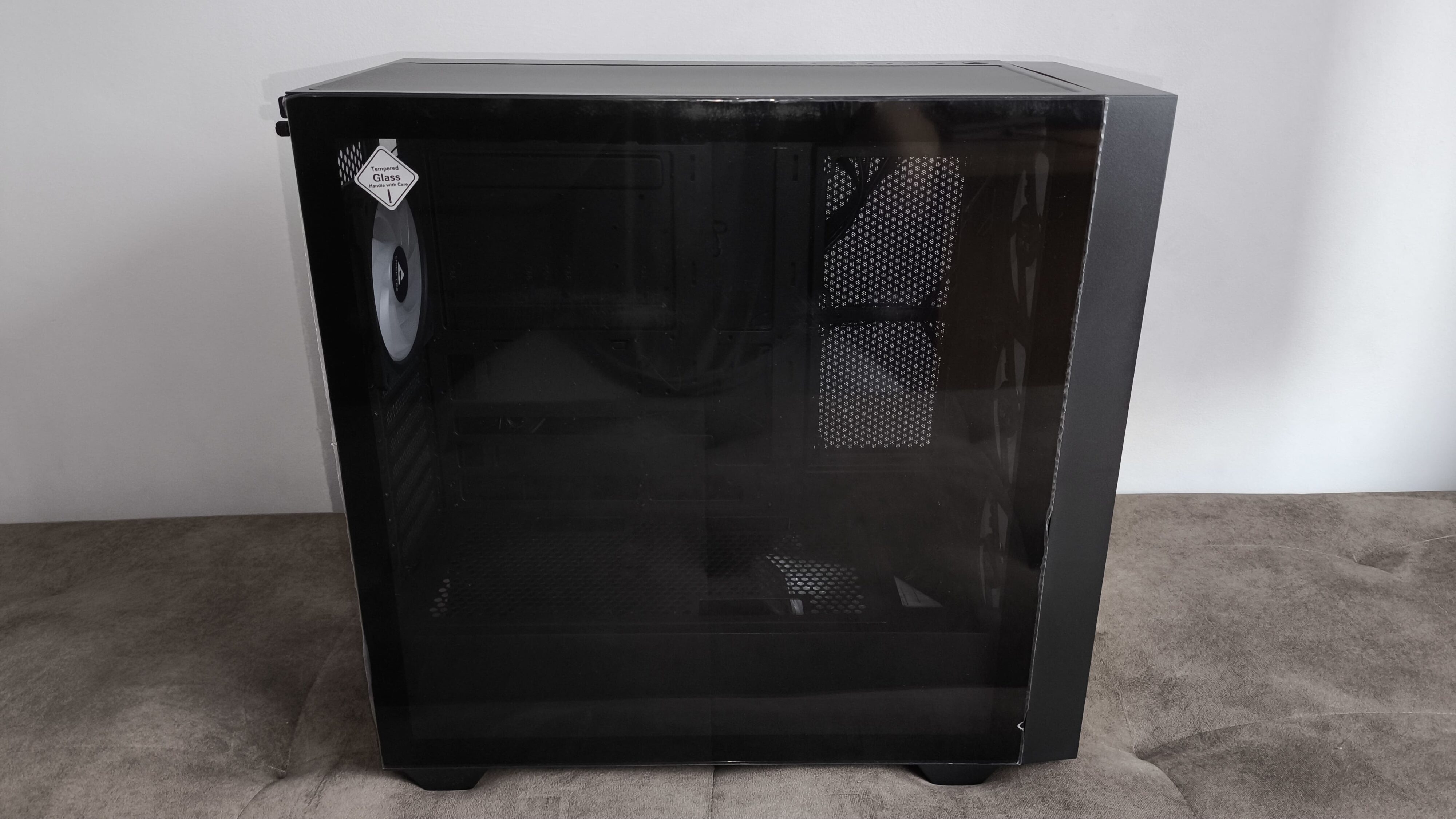 Chieftec Hunter 3 - test obudowy. Choć jest budżetowo to jest dobrze