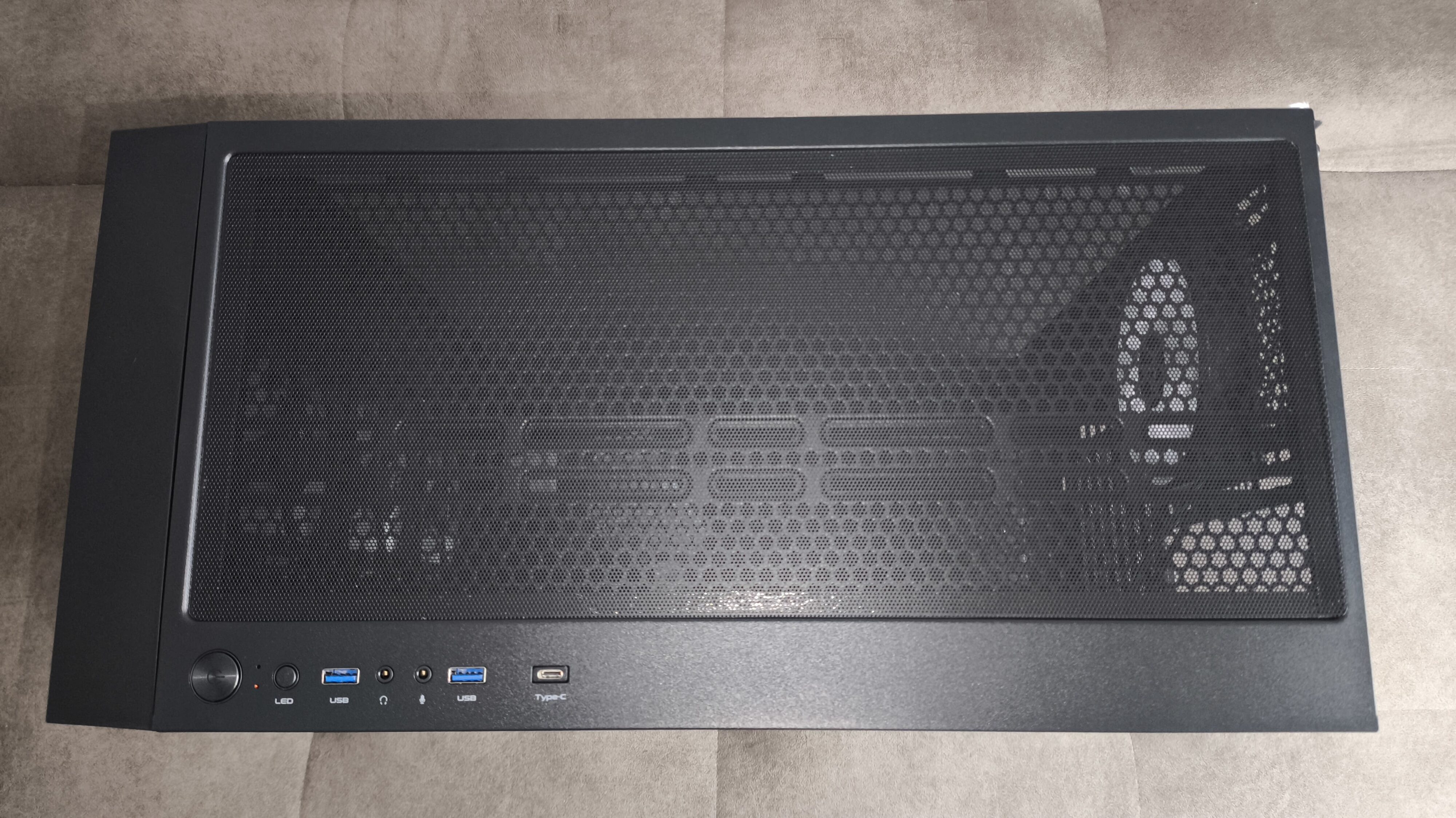 Chieftec Hunter 3 - test obudowy. Choć jest budżetowo to jest dobrze