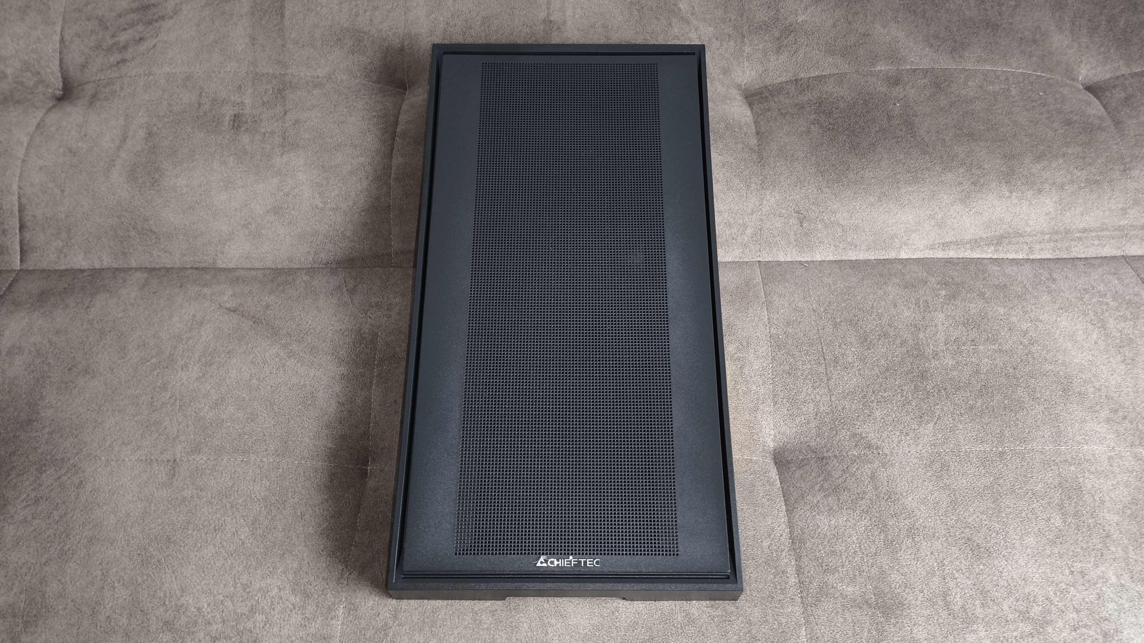 Chieftec Hunter 3 - test obudowy. Choć jest budżetowo to jest dobrze