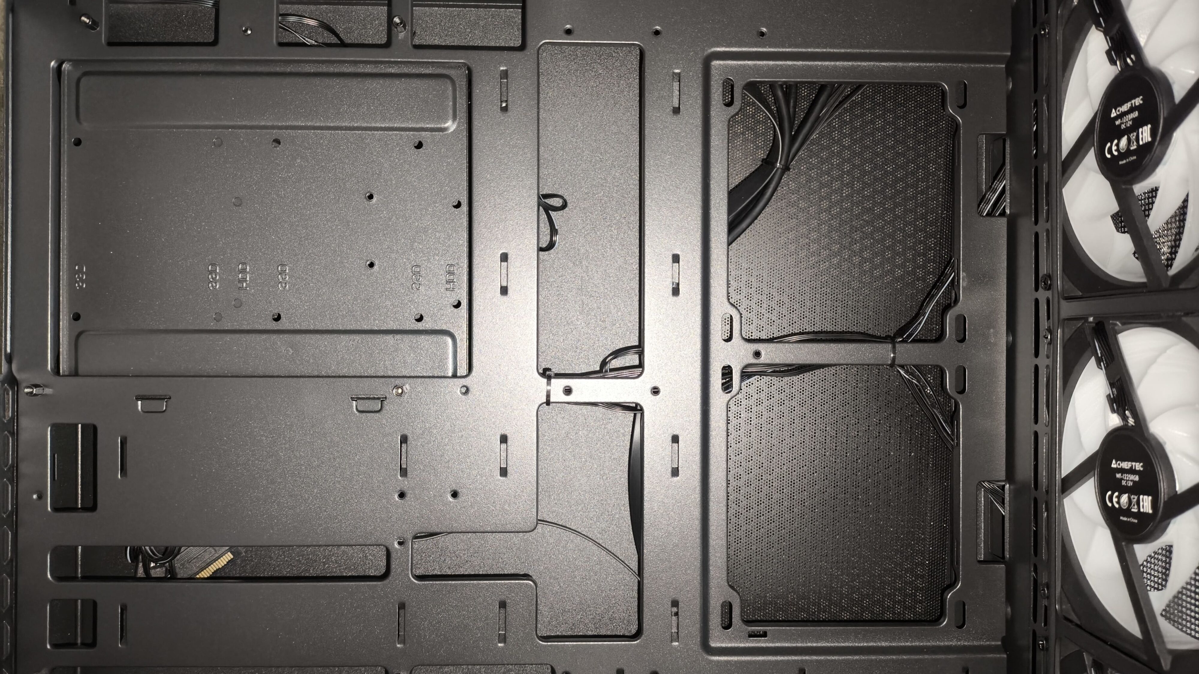 Chieftec Hunter 3 - test obudowy. Choć jest budżetowo to jest dobrze
