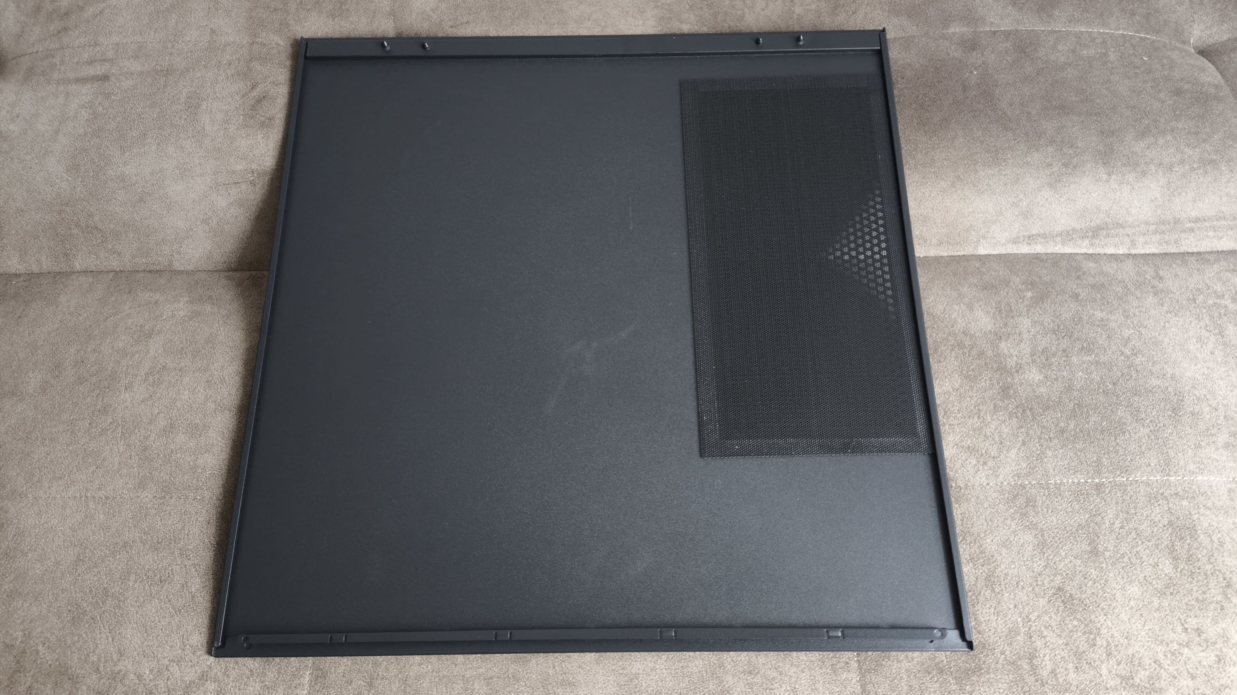 Chieftec Hunter 3 - test obudowy. Choć jest budżetowo to jest dobrze