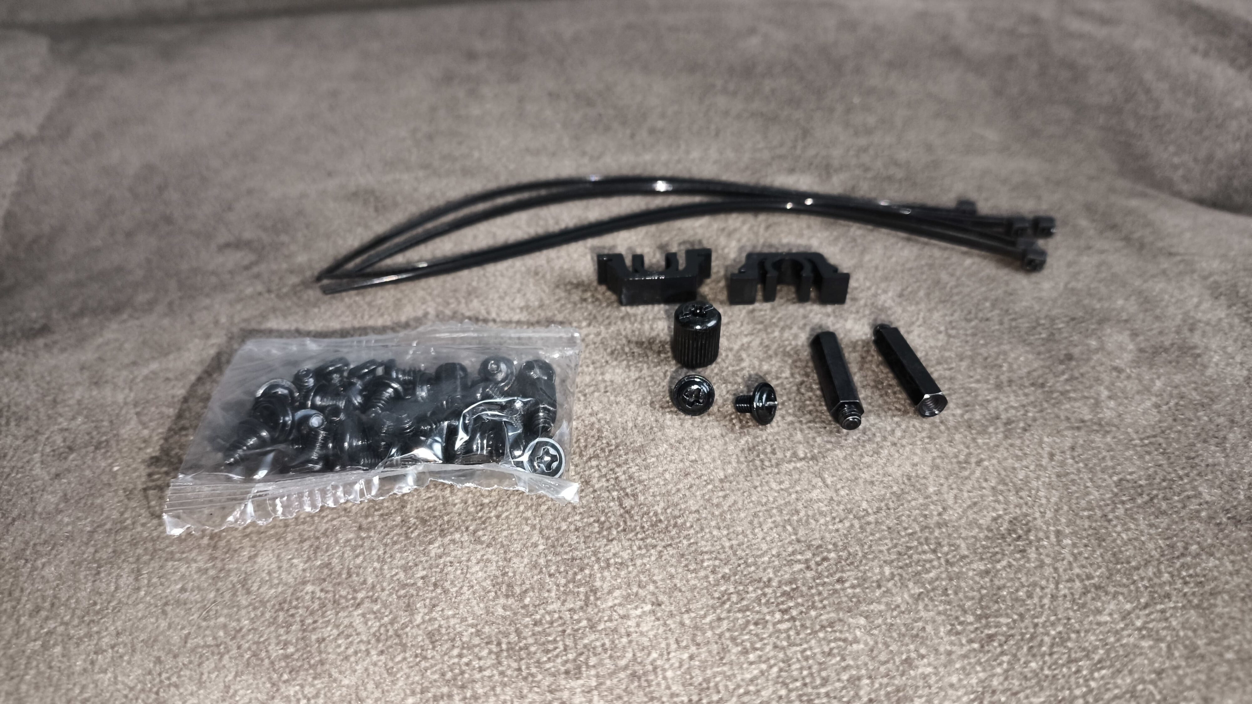 Chieftec Hunter 3 - test obudowy. Choć jest budżetowo to jest dobrze