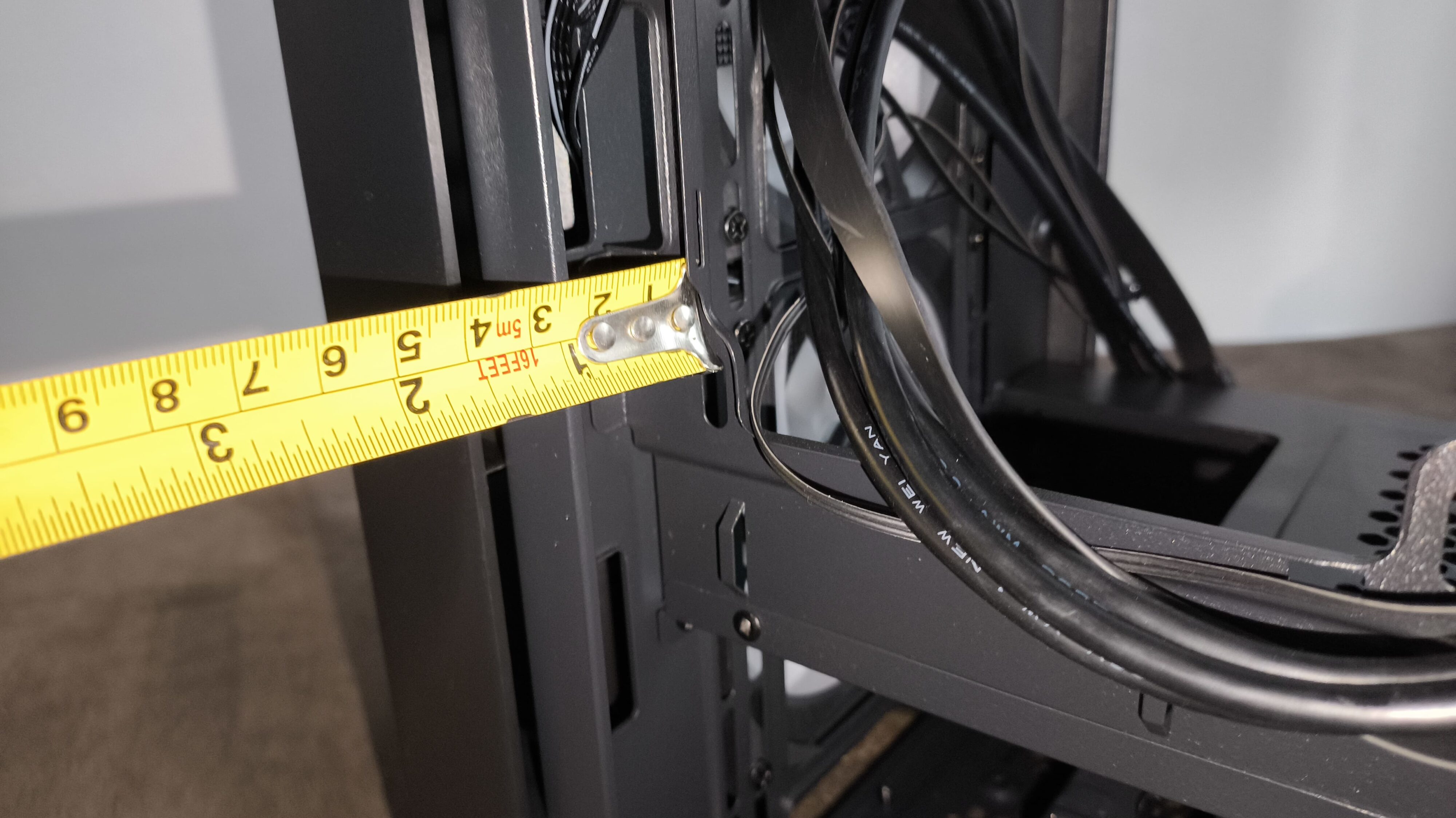 Chieftec Hunter 3 - test obudowy. Choć jest budżetowo to jest dobrze