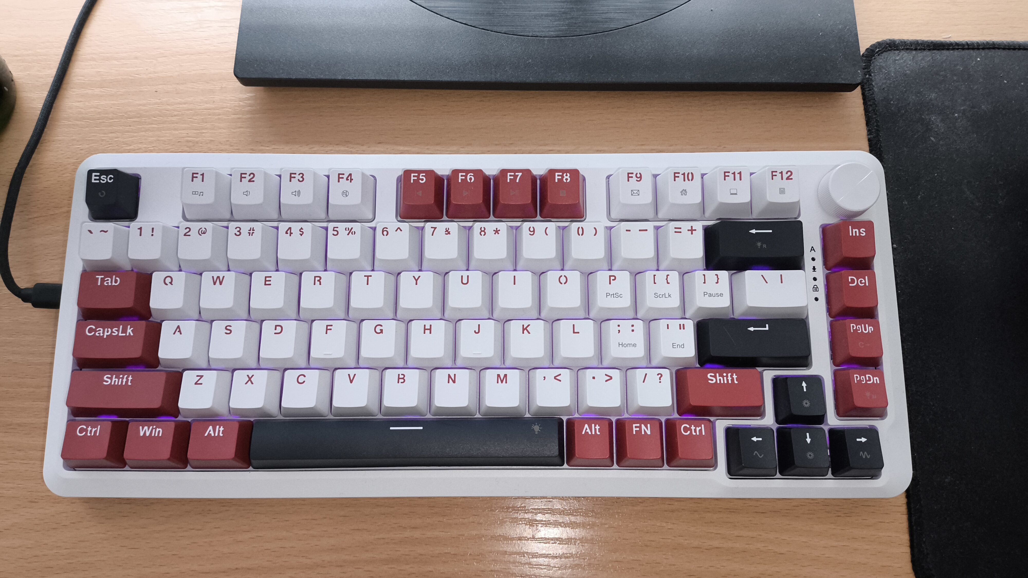 Redragon K721WRB-RGB Stormhunter - test klawiatury za 300 złotych opartej na magnetycznych przełącznikach