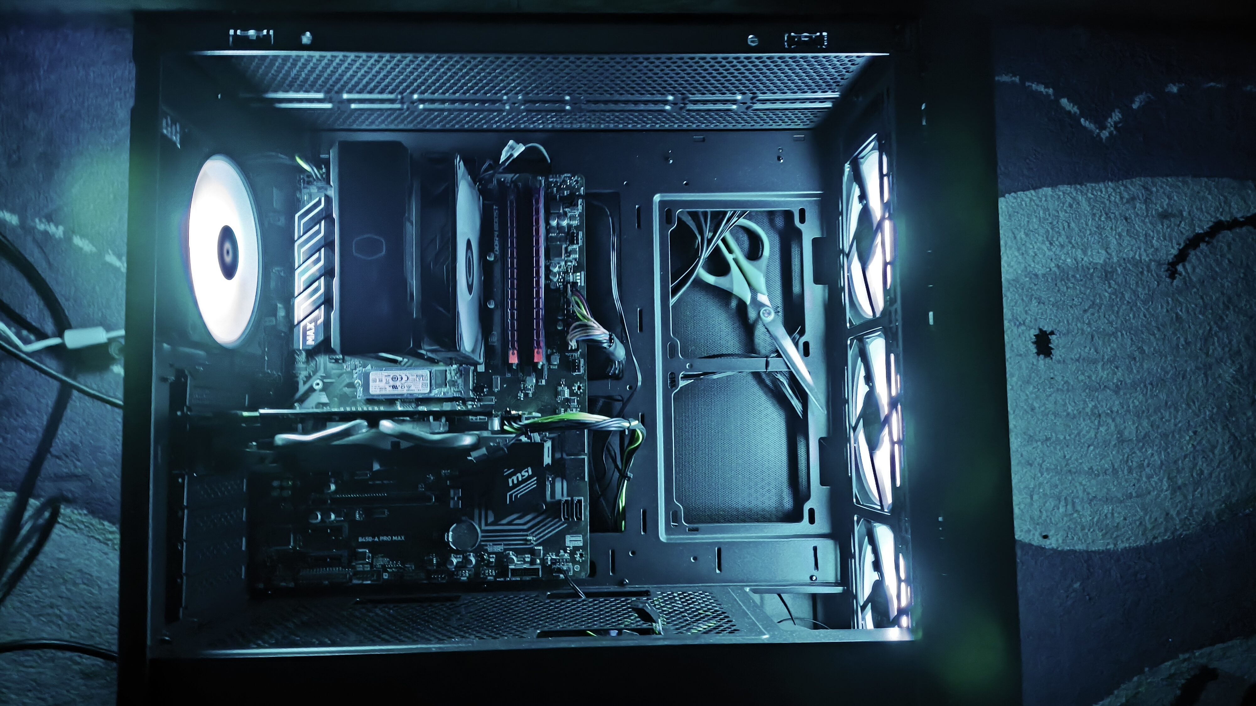 Chieftec Hunter 3 - test obudowy. Choć jest budżetowo to jest dobrze