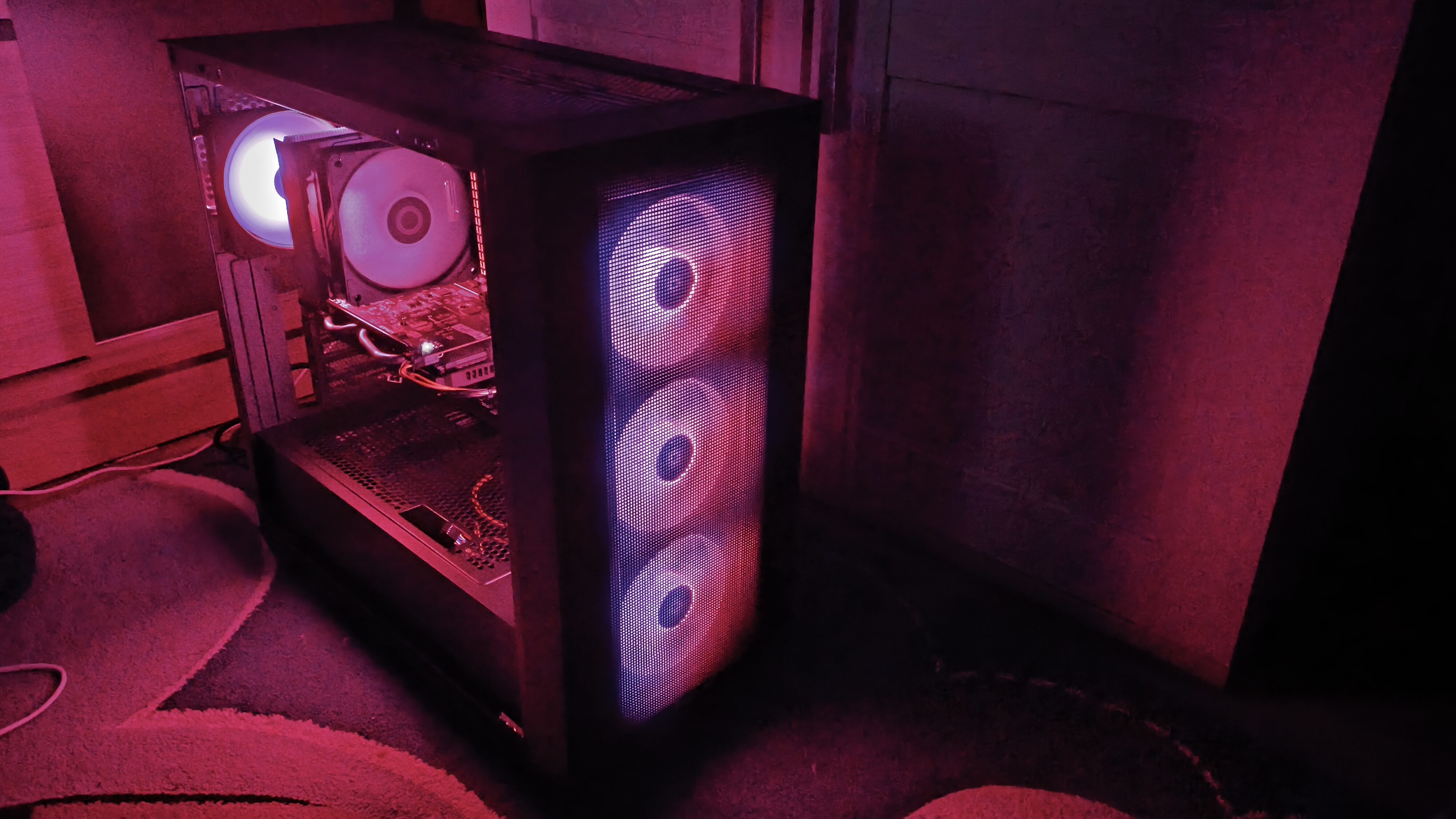 Chieftec Hunter 3 - test obudowy. Choć jest budżetowo to jest dobrze