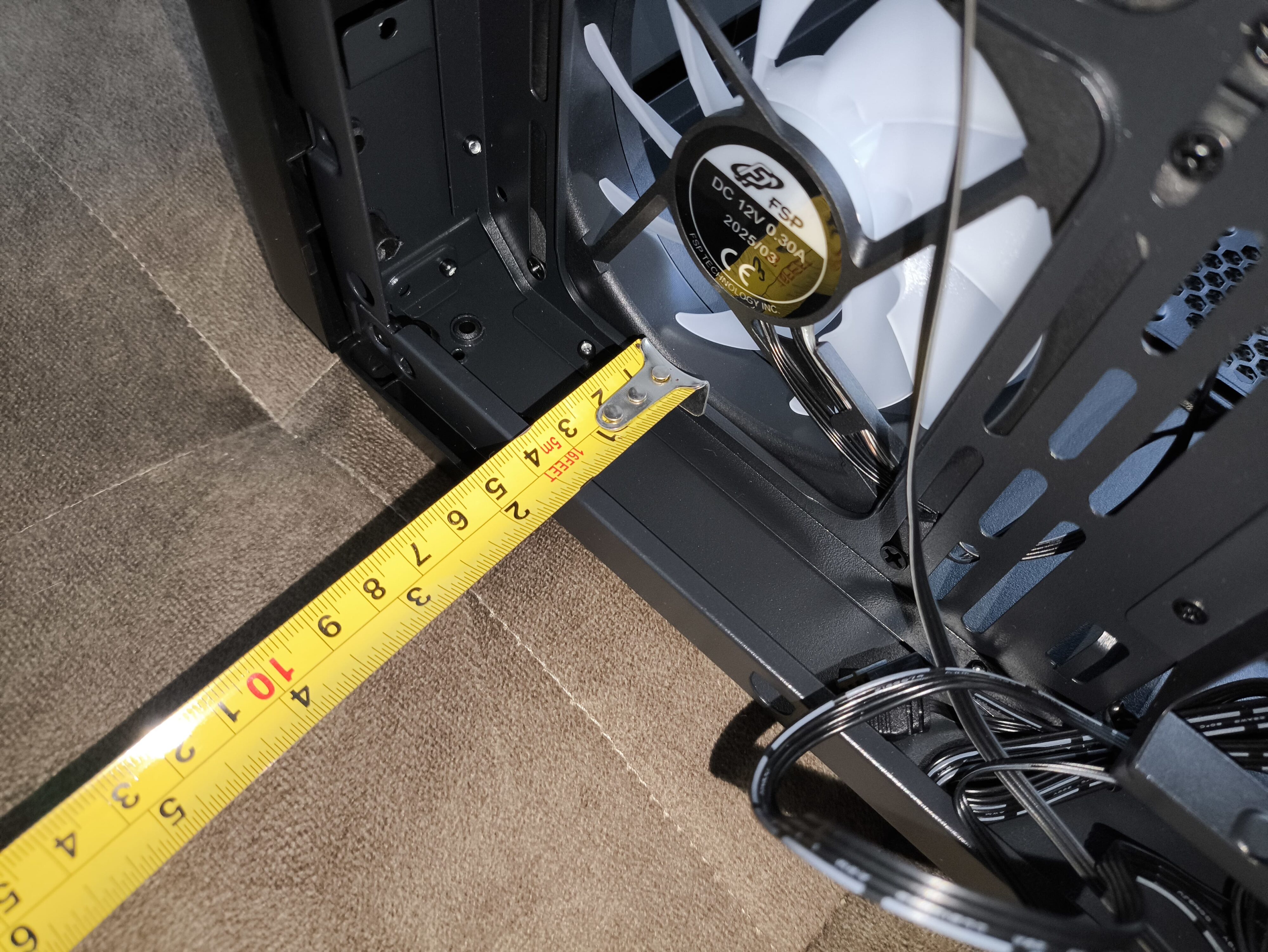 FSP M580 - test obudowy z zakrzywionym szkłem, które spodoba się każdemu!