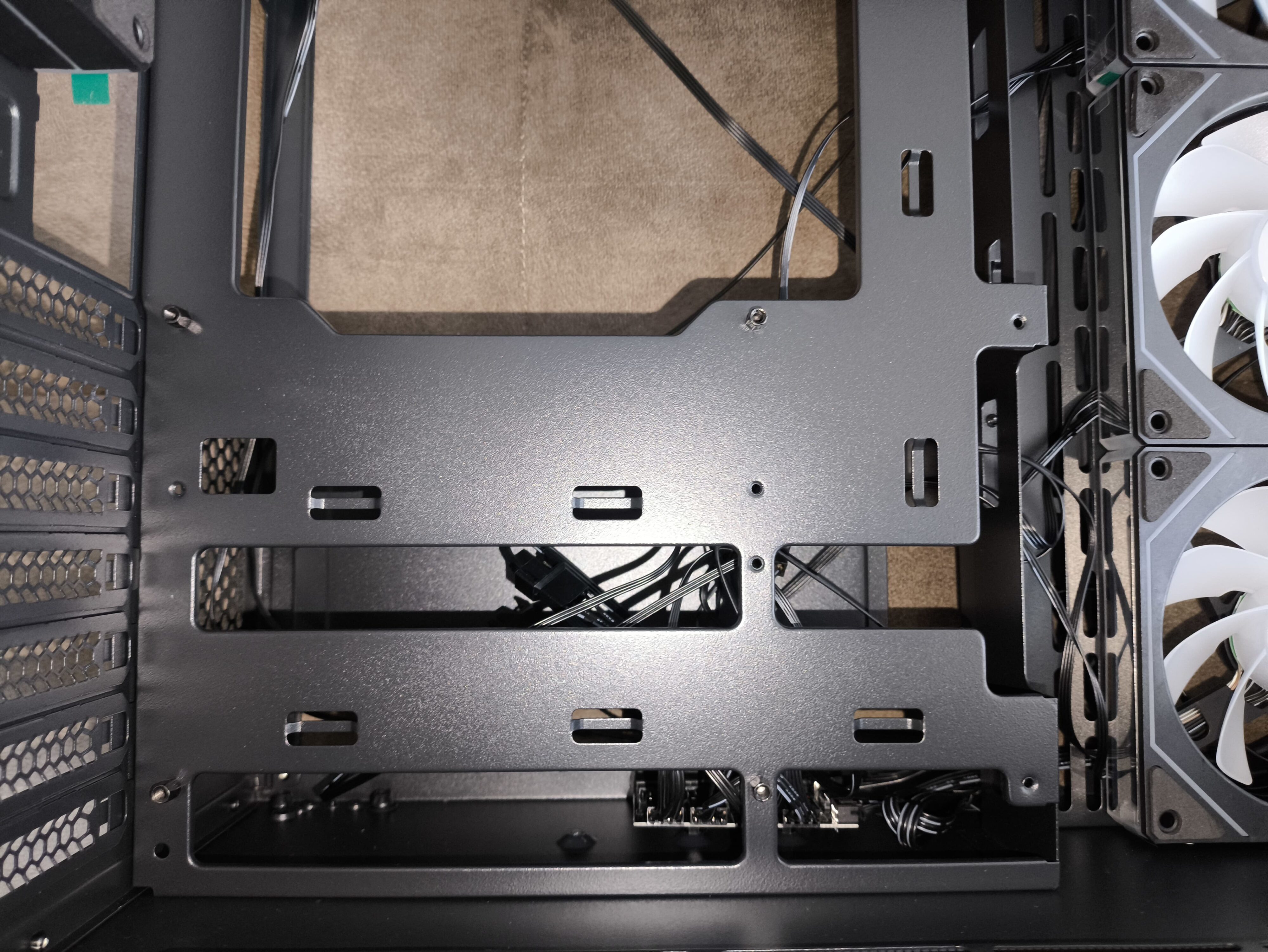 FSP M580 - test obudowy z zakrzywionym szkłem, które spodoba się każdemu!