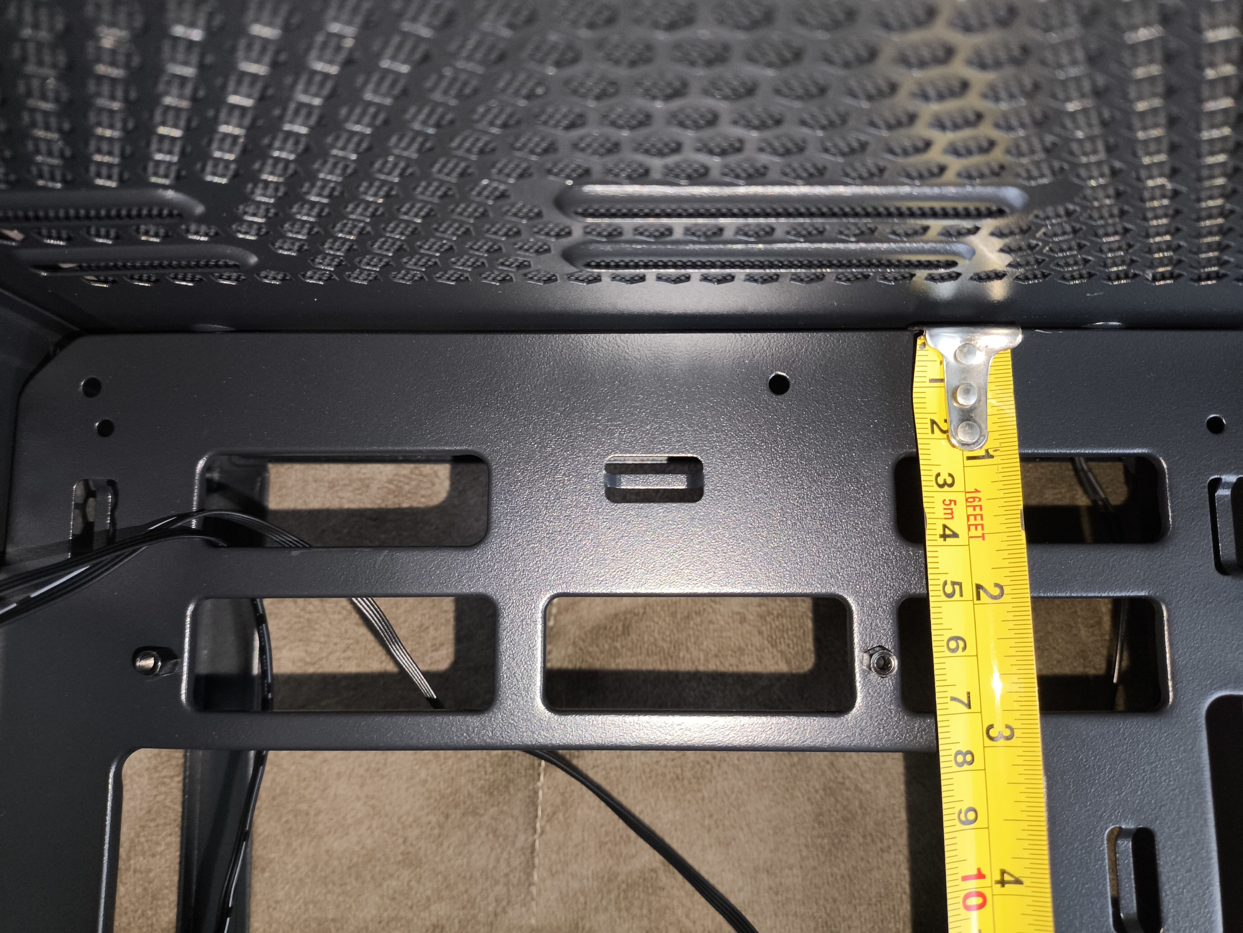 FSP M580 - test obudowy z zakrzywionym szkłem, które spodoba się każdemu!